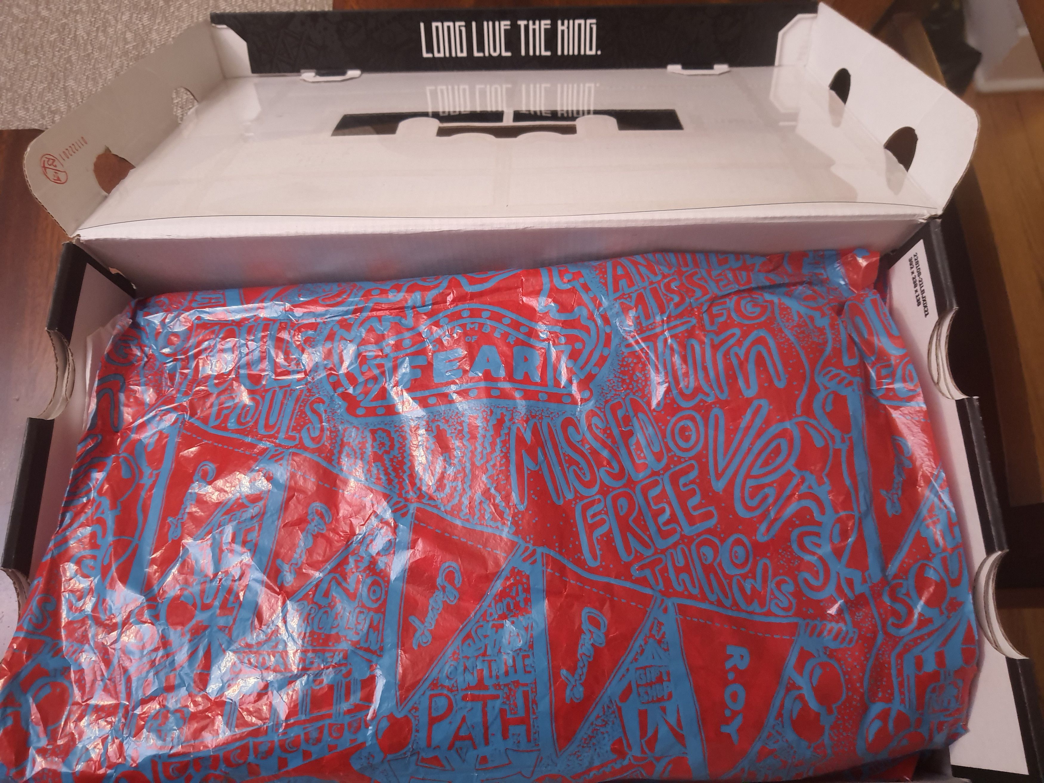 Nike LEBRON XIX Size US 11 / EU 44 - 5 Thumbnail
