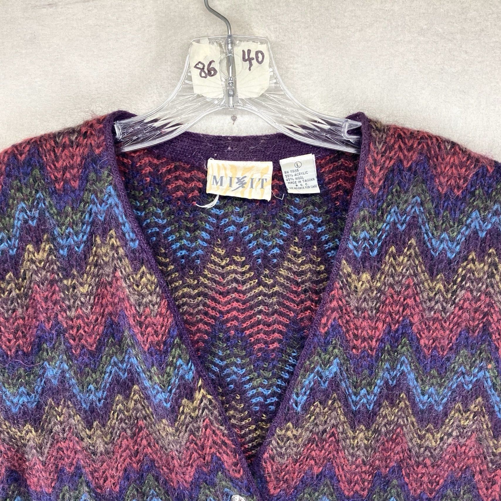 Vintage VINTAGE Women Sweater Vest Large Wool Blend Geometric Pattern Sleeveless Casual 80s Retro Gothic Bohemian Dark Academia Size L / US 10 / IT 46 - 4 Thumbnail