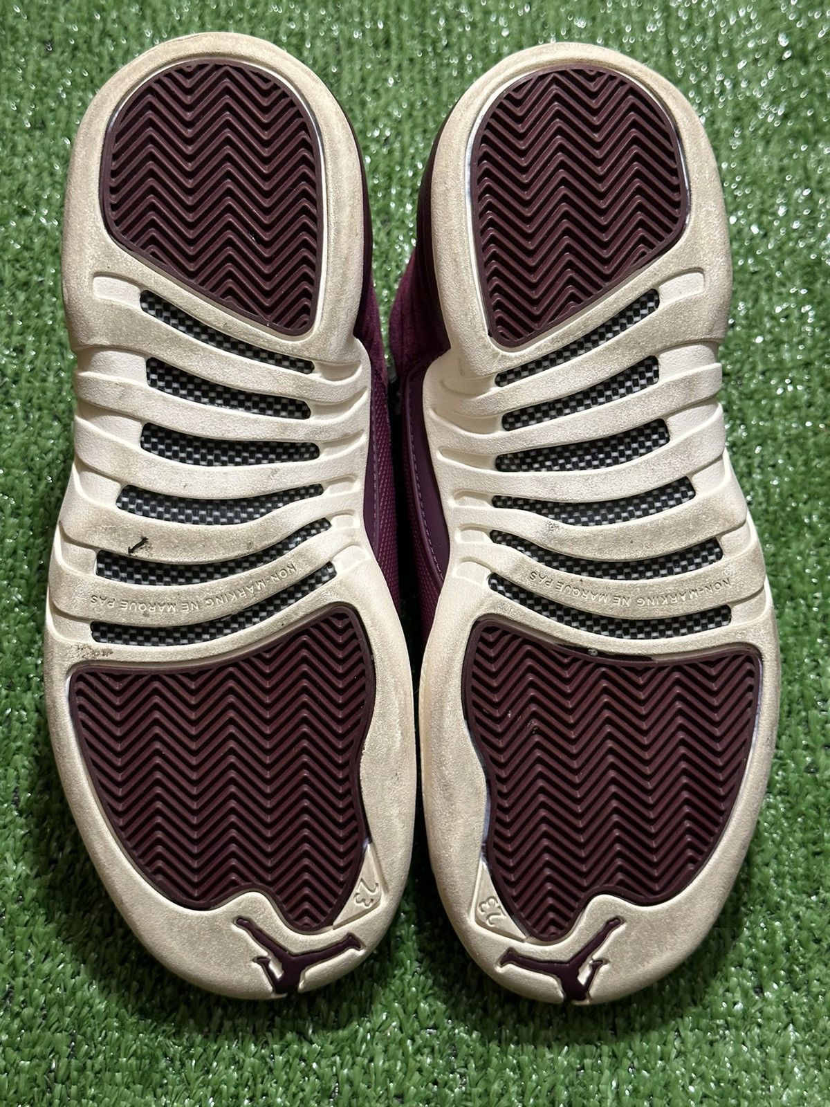 Jordan Brand × Nike Nike Jordan 12 Retro ‘Bourdeux’ Size US 7.5 / IT 37.5 - 5 Thumbnail