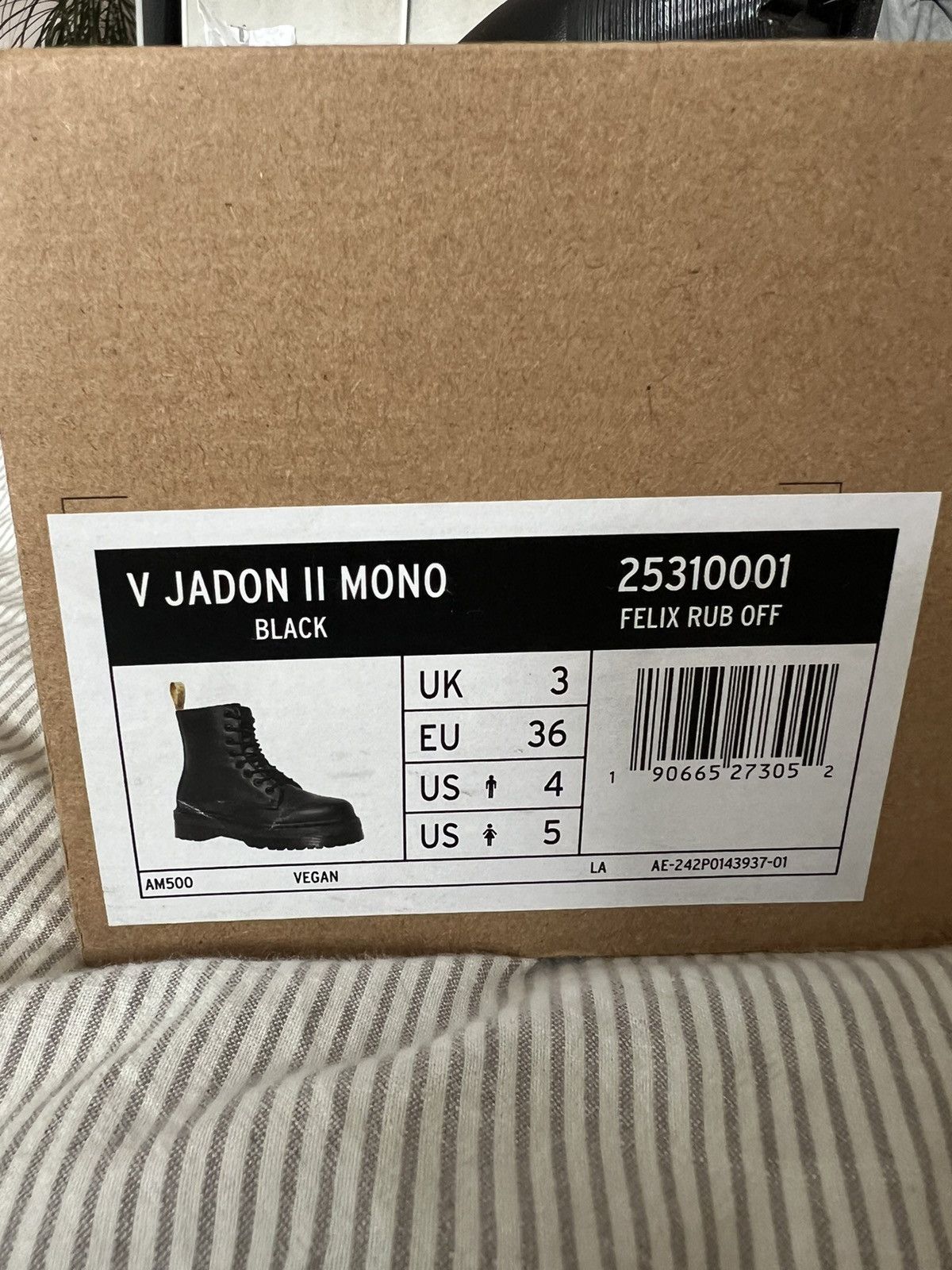Dr. Martens Dr. Martens Jadon II Vegan Mono Black Felix Rub-Off Size 36 Size US 6 / IT 36 - 11 Thumbnail