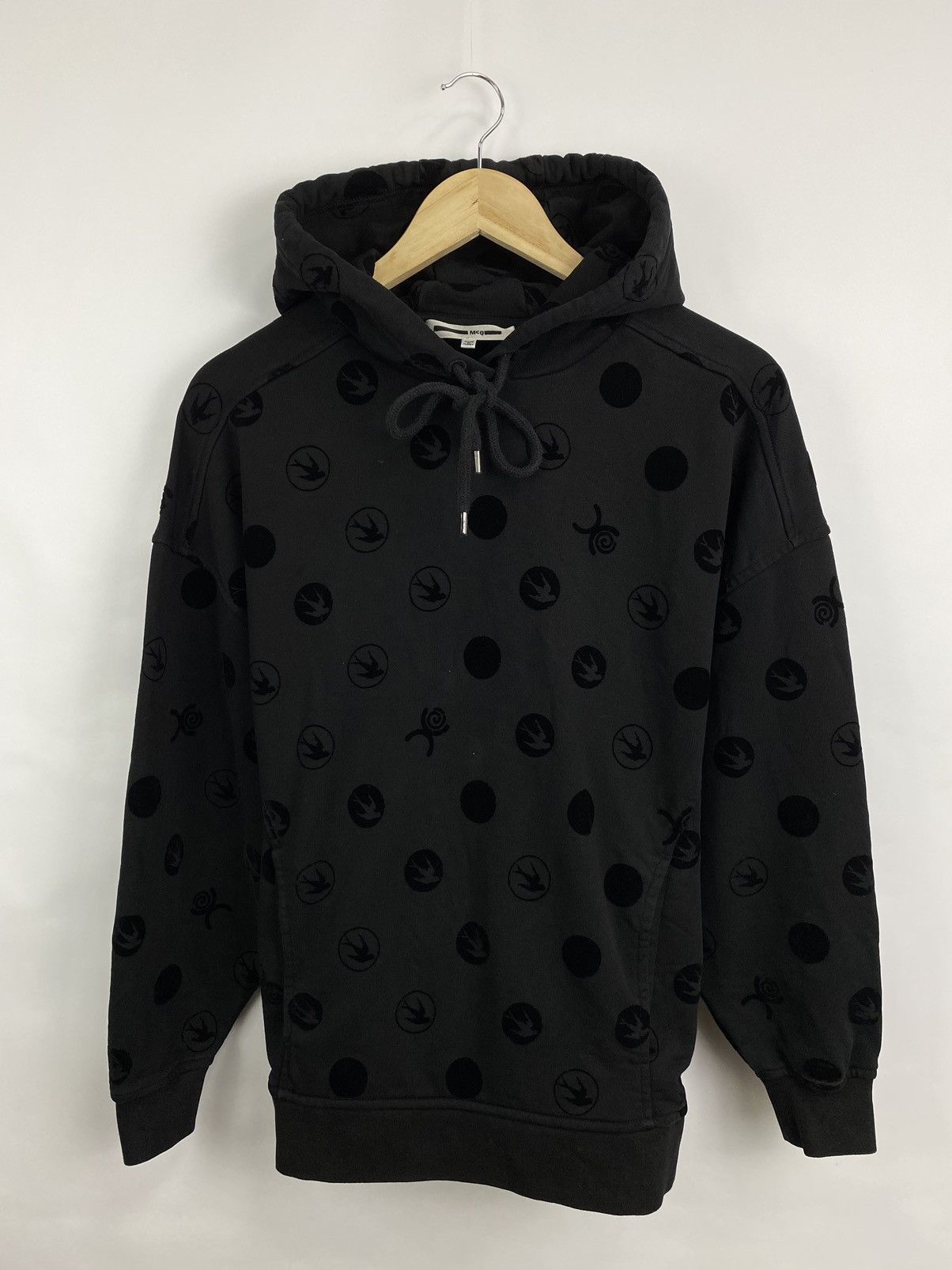 Alexander McQueen Alexander McQueen Hoodie Rare Retro Hype Size M / US 6-8 / IT 42-44 - 2 Thumbnail
