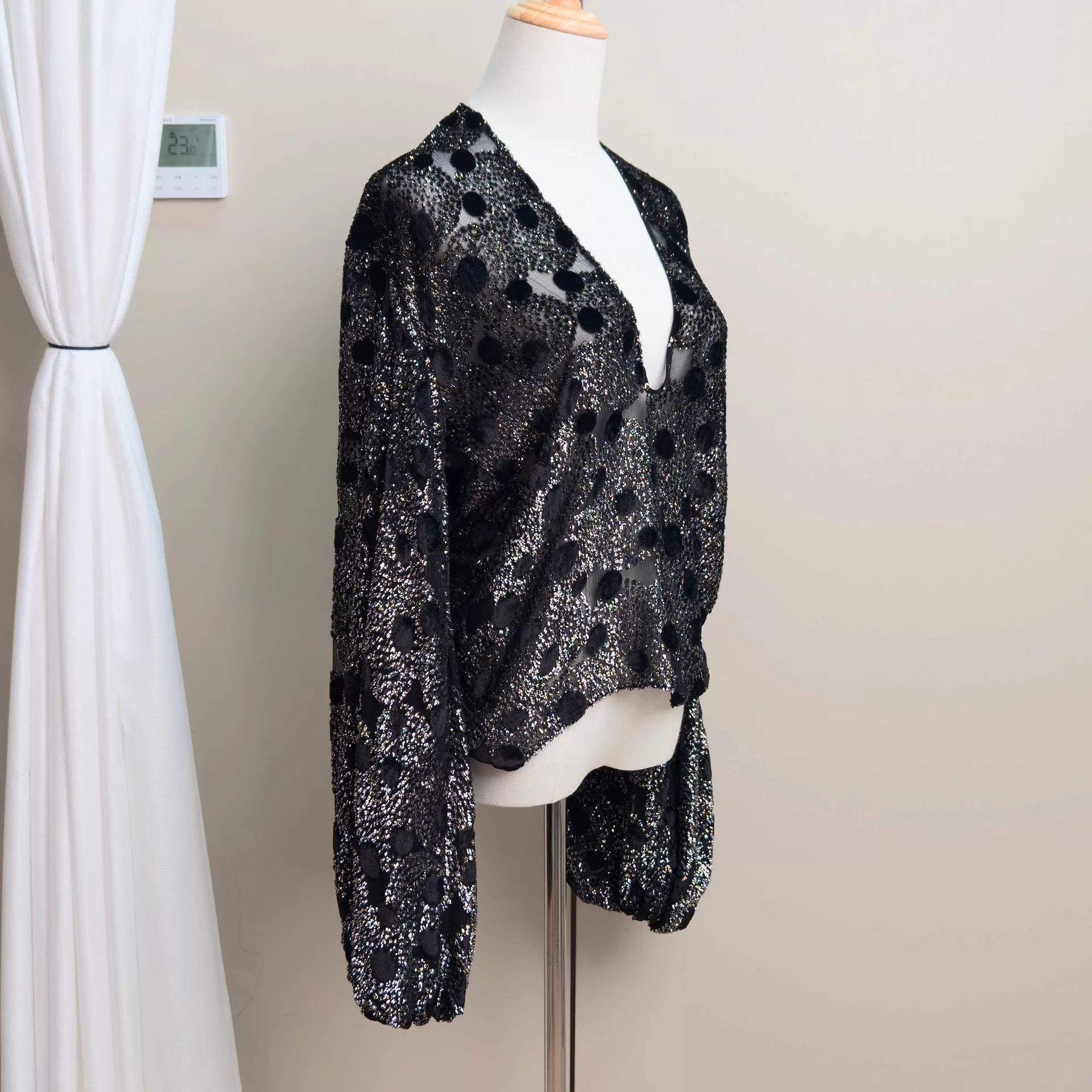 Yves Saint Laurent YSL Black Long Sleeve Top Sz 165/88Y Size M / US 6-8 / IT 42-44 - 3 Thumbnail