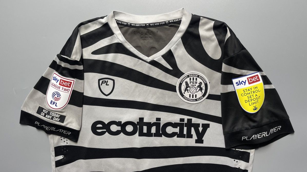 Vintage FOREST GREEN ROVERS 2020/2021 FOOTBALL JERSEY #25 RICHARDSON Size US M / EU 48-50 / 2 - 3 Thumbnail