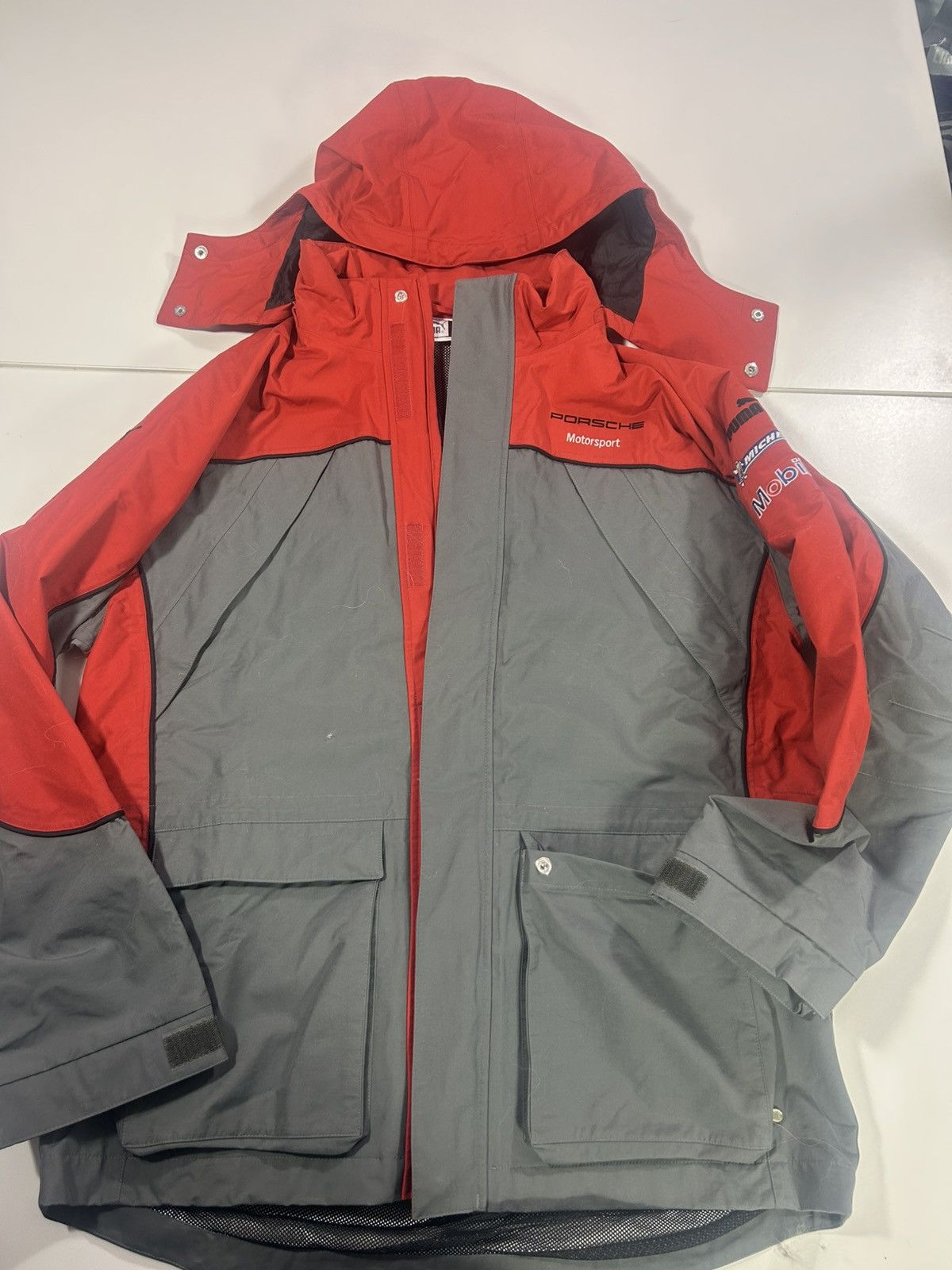 Puma medium mens puma porsche motorsport hooded jacket Size US M / EU 48-50 / 2 - 1 Thumbnail