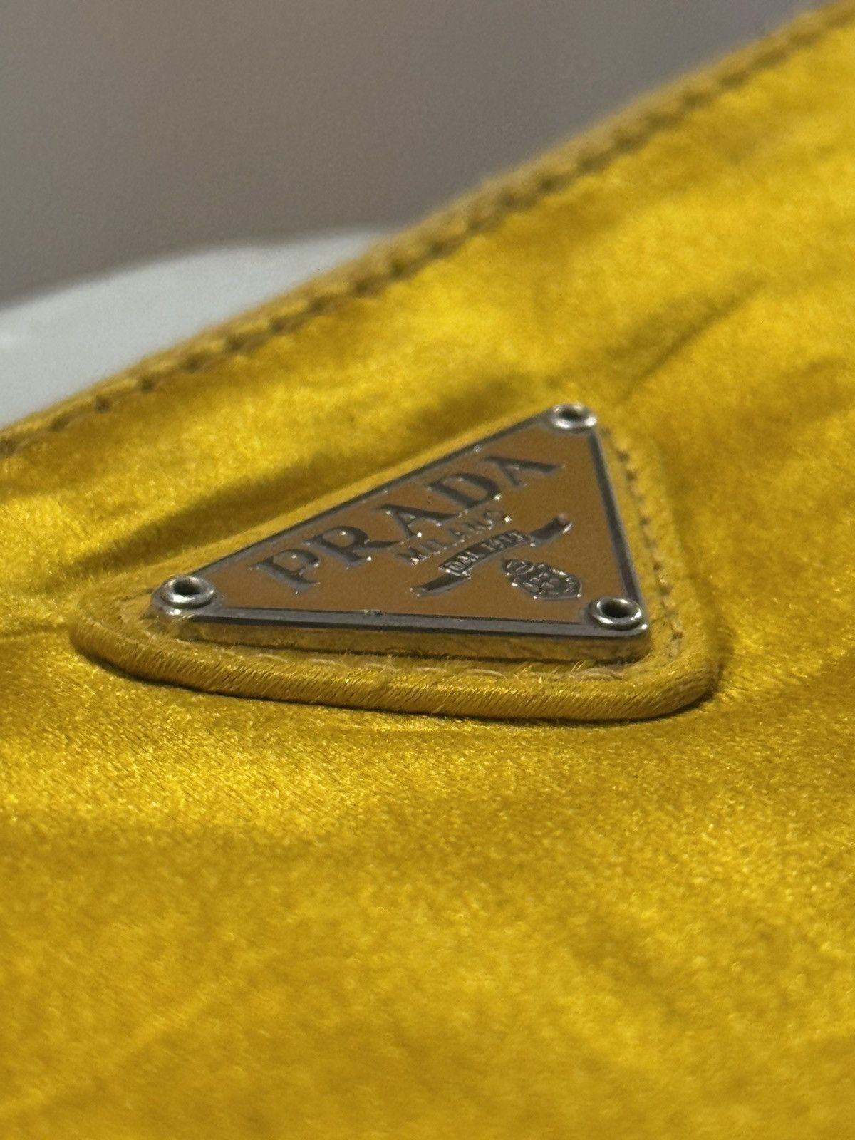 Prada Prada Pouch Clutch TESSUTO Giallo Fluo Nylon Neon Yellow Size ONE SIZE - 5 Thumbnail