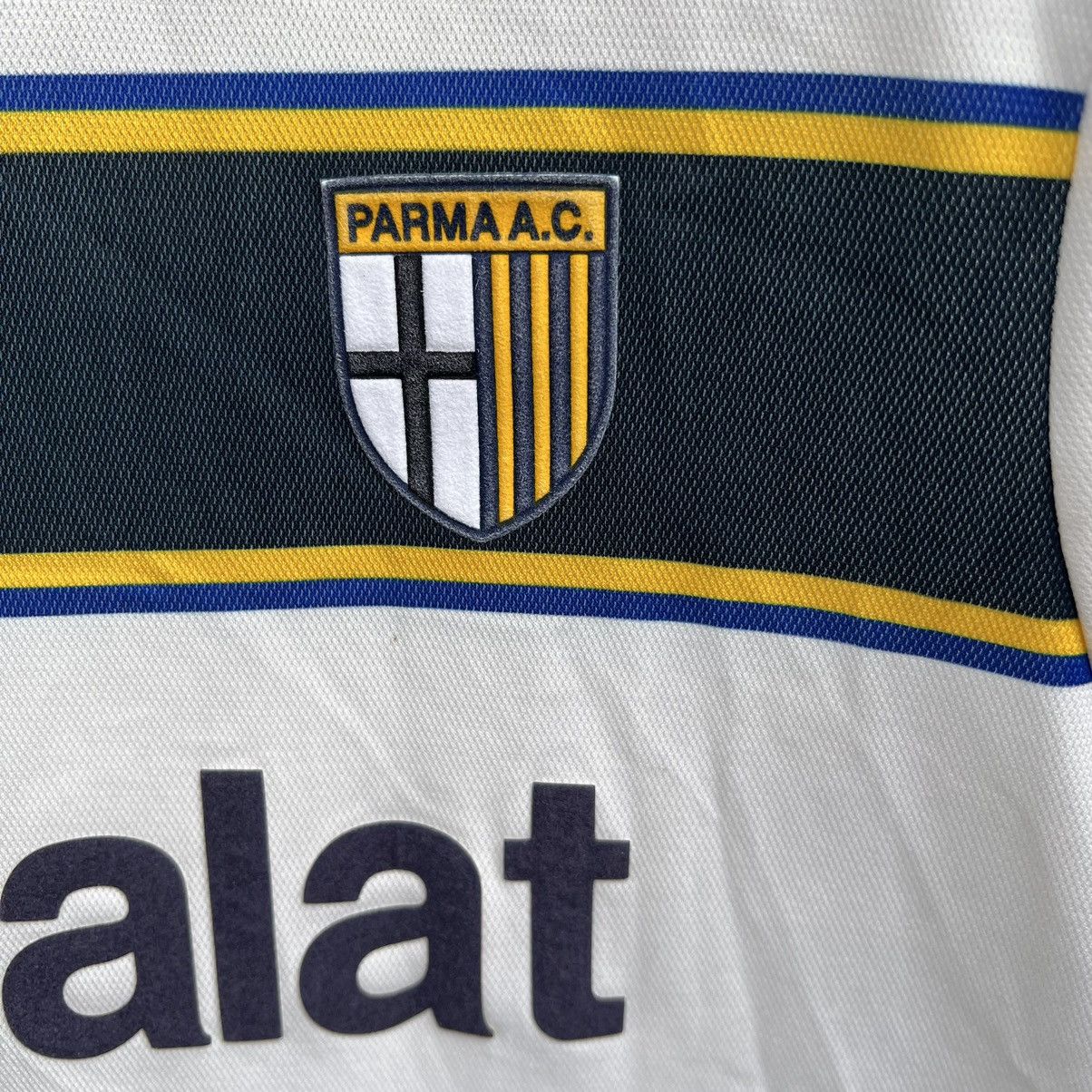 Champion Champion Parma 2002 2003 soccer Jersey Size US L / EU 52-54 / 3 - 3 Thumbnail