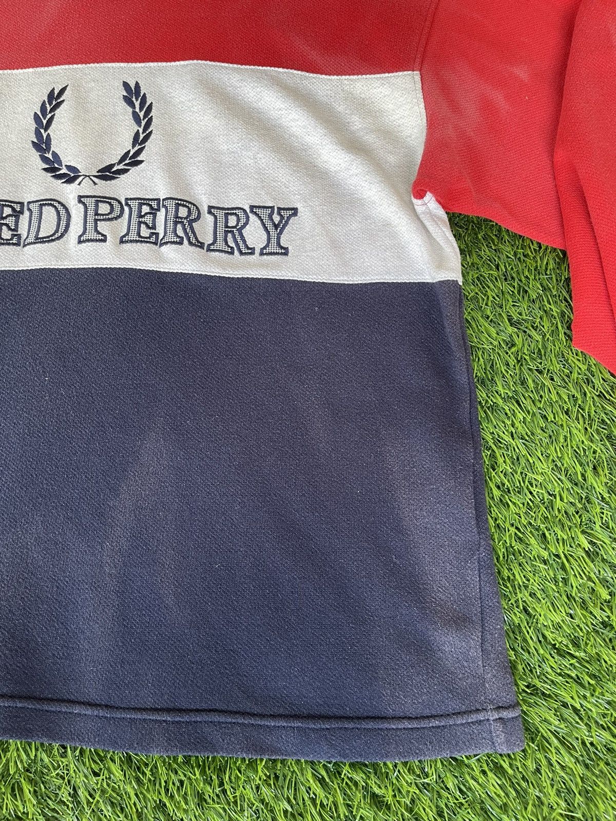 Fred Perry RAREST‼️Vintage90s🔥FRED PERRY🔥Embroidered Big logo Longsleeve Size US L / EU 52-54 / 3 - 18 Thumbnail
