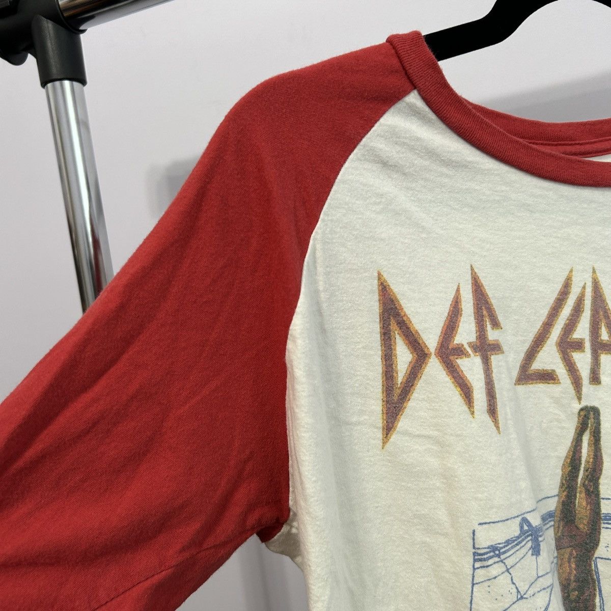Def Leppard Def Leppard Retro Graphic Band Tshirt Size XL - "Margarito" Size XL / US 12-14 / IT 48-50 - 6 Thumbnail