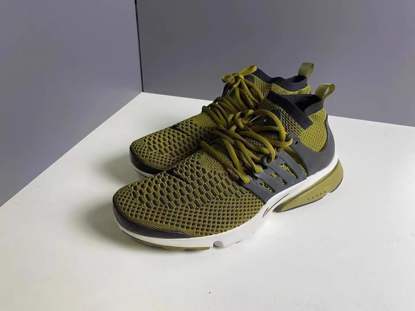Nike Nike Presto Fly Medium Olive Running Shoes K15 Size US 12 / EU 45 - 1 Thumbnail