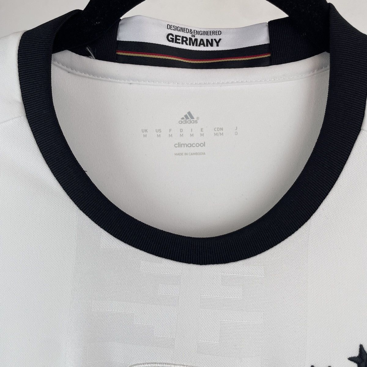 Adidas Germany Adidas Genuine Home Jersey Shirt 2015/2016 size M Size US M / EU 48-50 / 2 - 5 Thumbnail