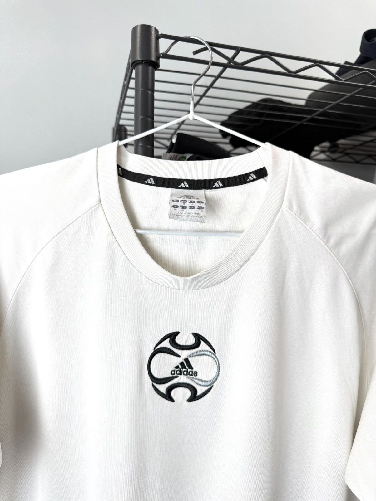Adidas Vintage 2000’s Adidas Total Soccer Jersey T Shirt Size US M / EU 48-50 / 2 - 2 Thumbnail