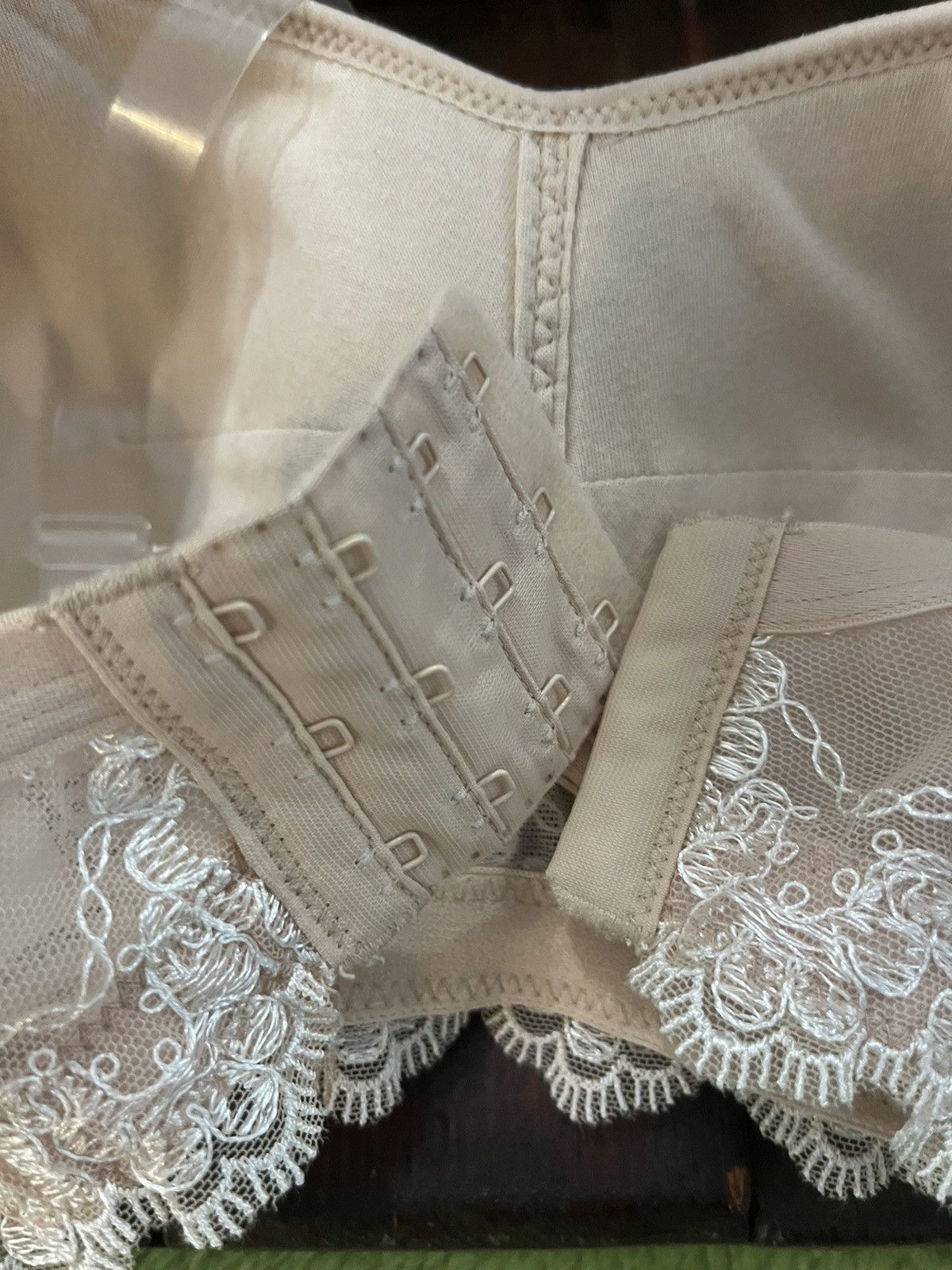 Other ABC Size 42B beige lacy clear straps bra Size ONE SIZE - 6 Thumbnail