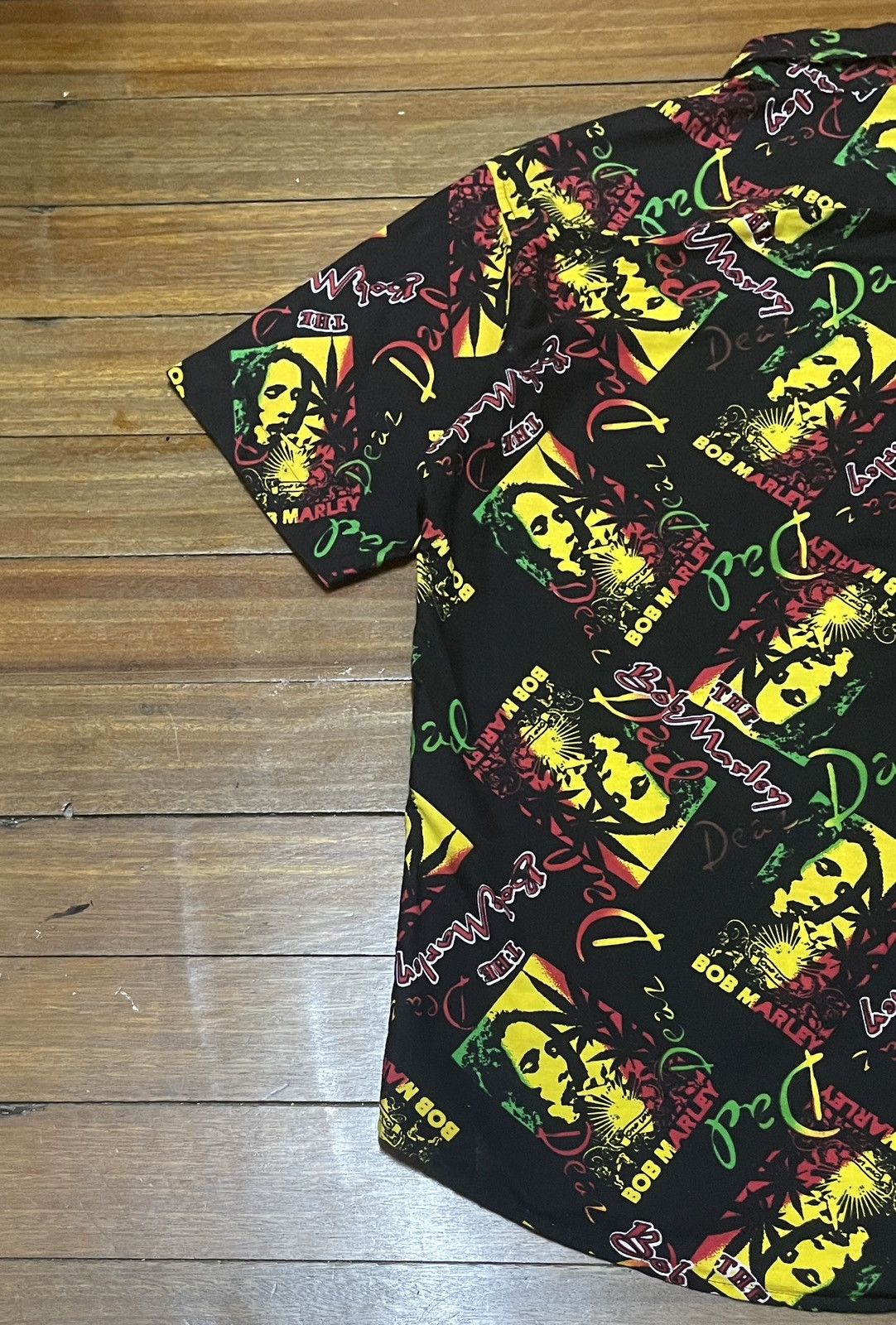 Band Tees Very Rare Vintage Singer Bob Marley Full Print Shirt 1990s Size US XL / EU 56 / 4 - 7 Thumbnail