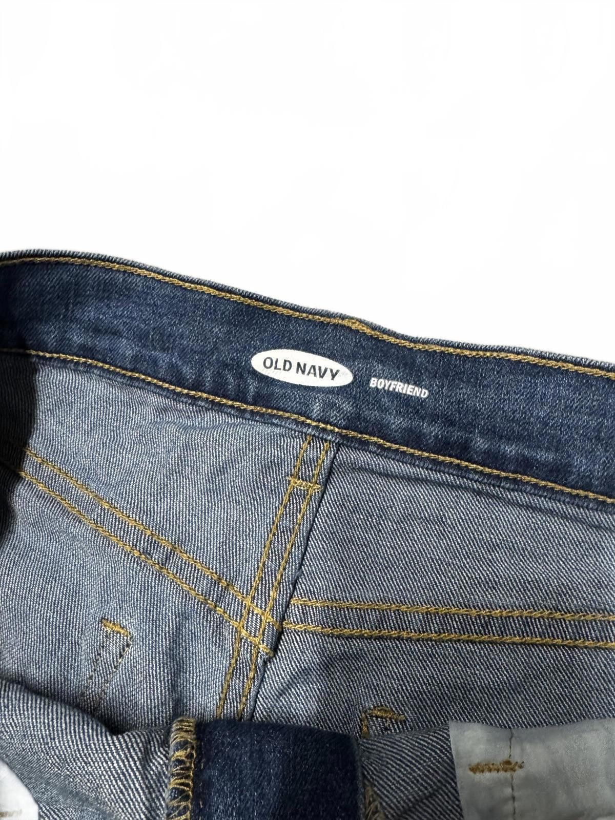 Old Navy Old Navy Boyfriend Denim Shorts - Comfortable & Stylish Size 27" / US 4 / IT 40 - 2 Thumbnail