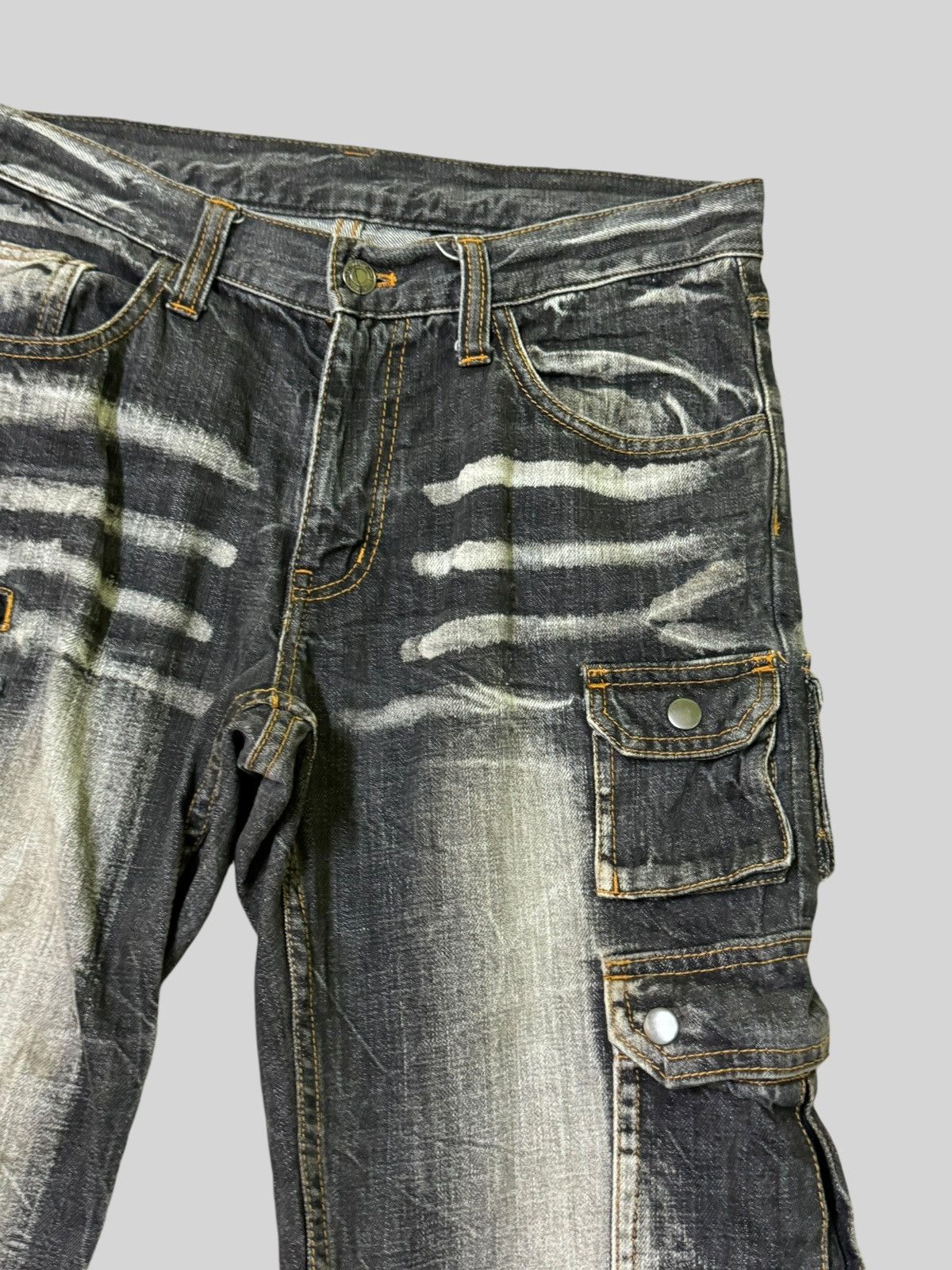 If Six Was Nine VOMANIE MULTI POCKET ACID WASH STYLE CARGO DENIM Size US 31 - 4 Thumbnail