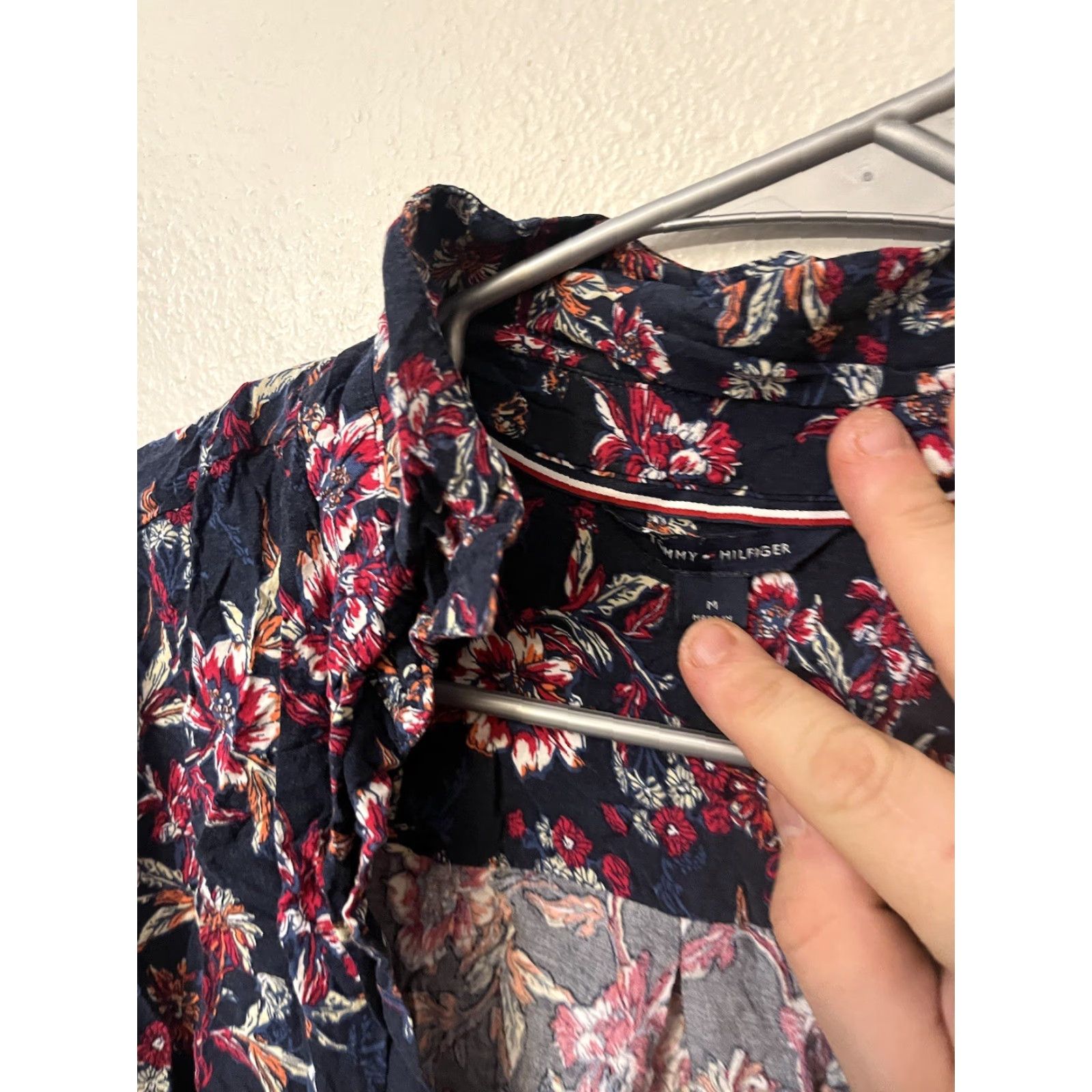 Tommy Hilfiger Tommy Hilfiger Floral Maxi Dress Sz Medium Multicolor Blue Belted Size M / US 6-8 / IT 42-44 - 2 Thumbnail