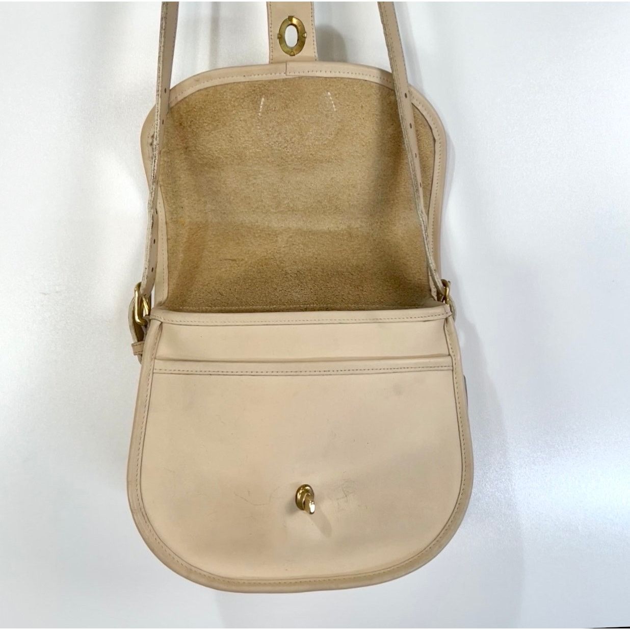 Coach × Vintage Vintage 80s Coach Saddlery Bag Bone Leather Crossbody 9535 Size ONE SIZE - 4 Thumbnail