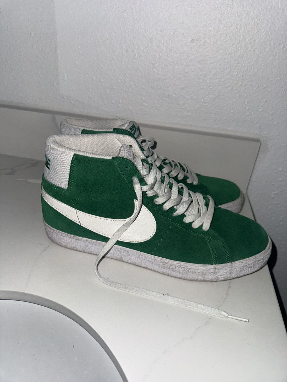 Nike Nike SB Blazer Mid Pine Green Size US 11.5 / EU 44-45 - 2 Thumbnail