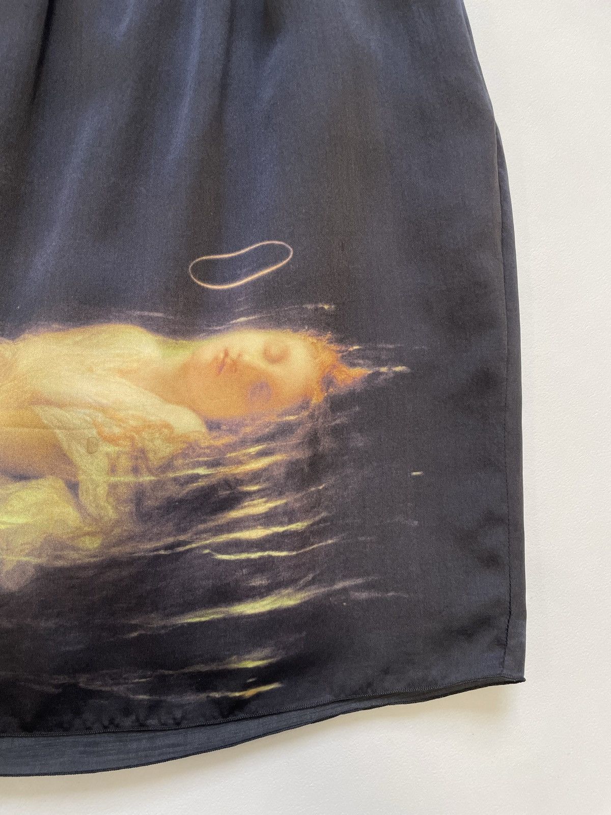 Undercover S/S 09 ‘Young Martyr’ Print Silk Midi Skirt Size 27" / US 4 / IT 40 - 9 Thumbnail