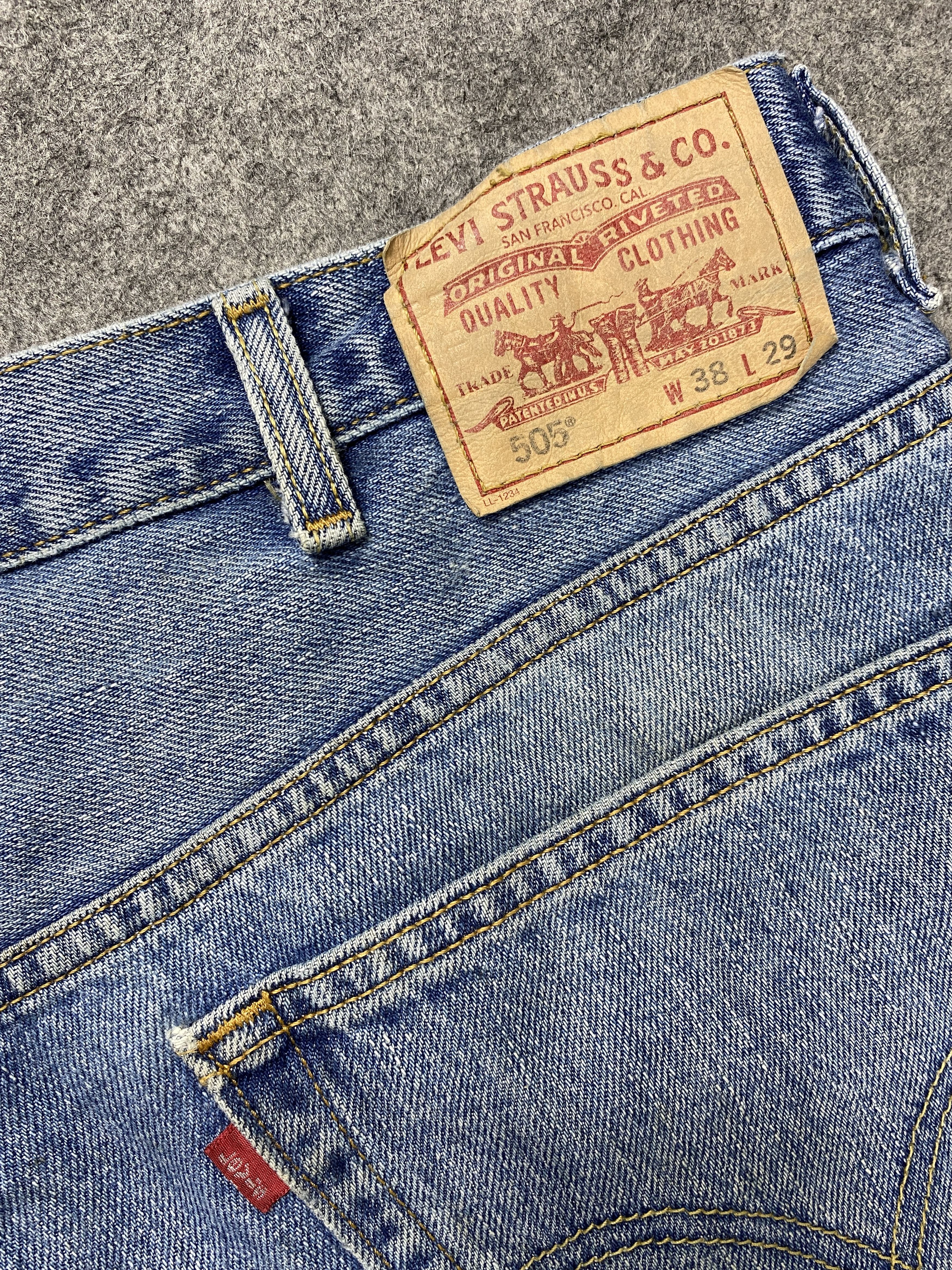 Levi's Dirty Blue Vintage Levi's 505 Jeans 38x28.5 Denim -JN2180 Size US 38 / EU 54 - 9 Thumbnail