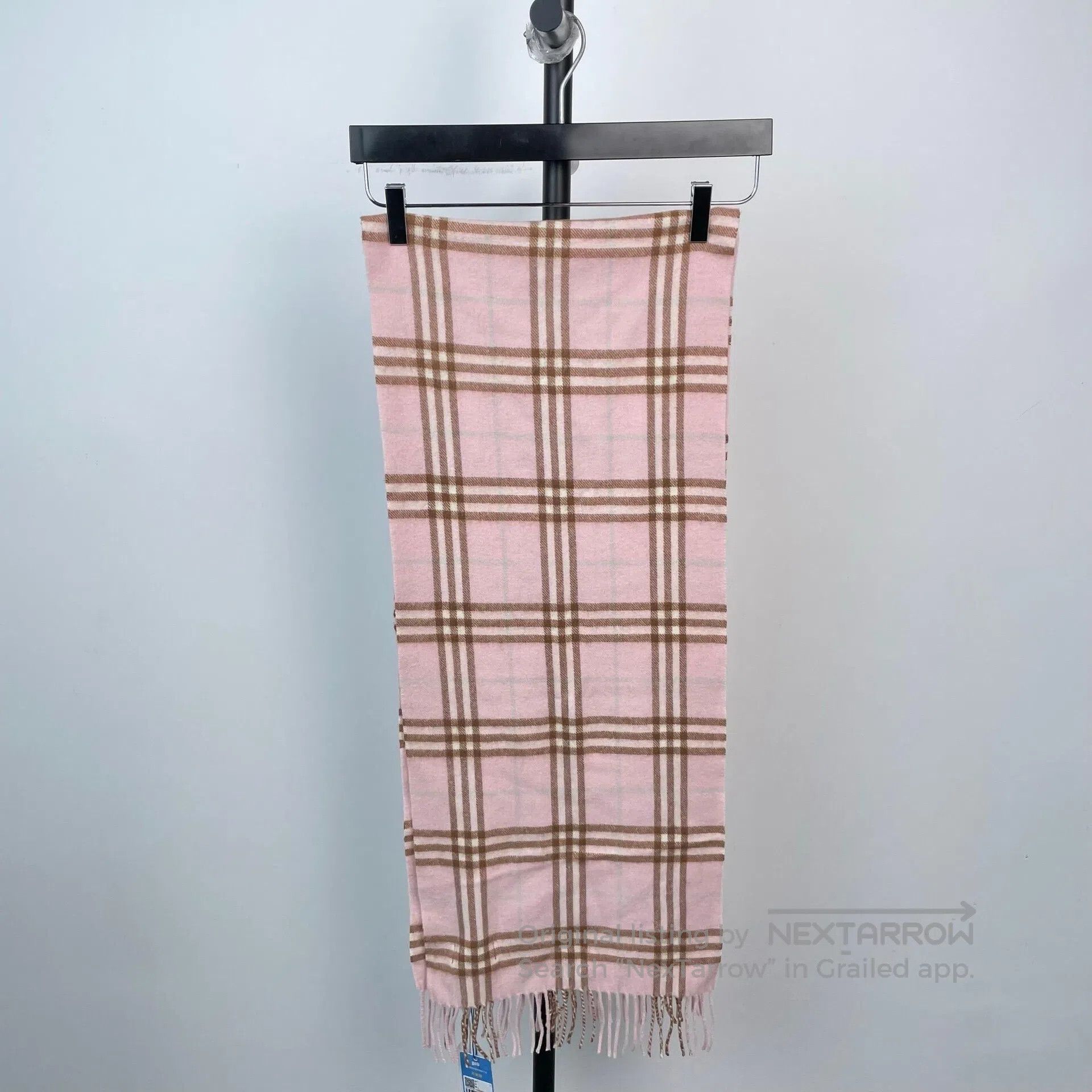 Burberry Burberry Scarf Soft Cherry Blossom Pink| Size ONE SIZE - 1 Thumbnail