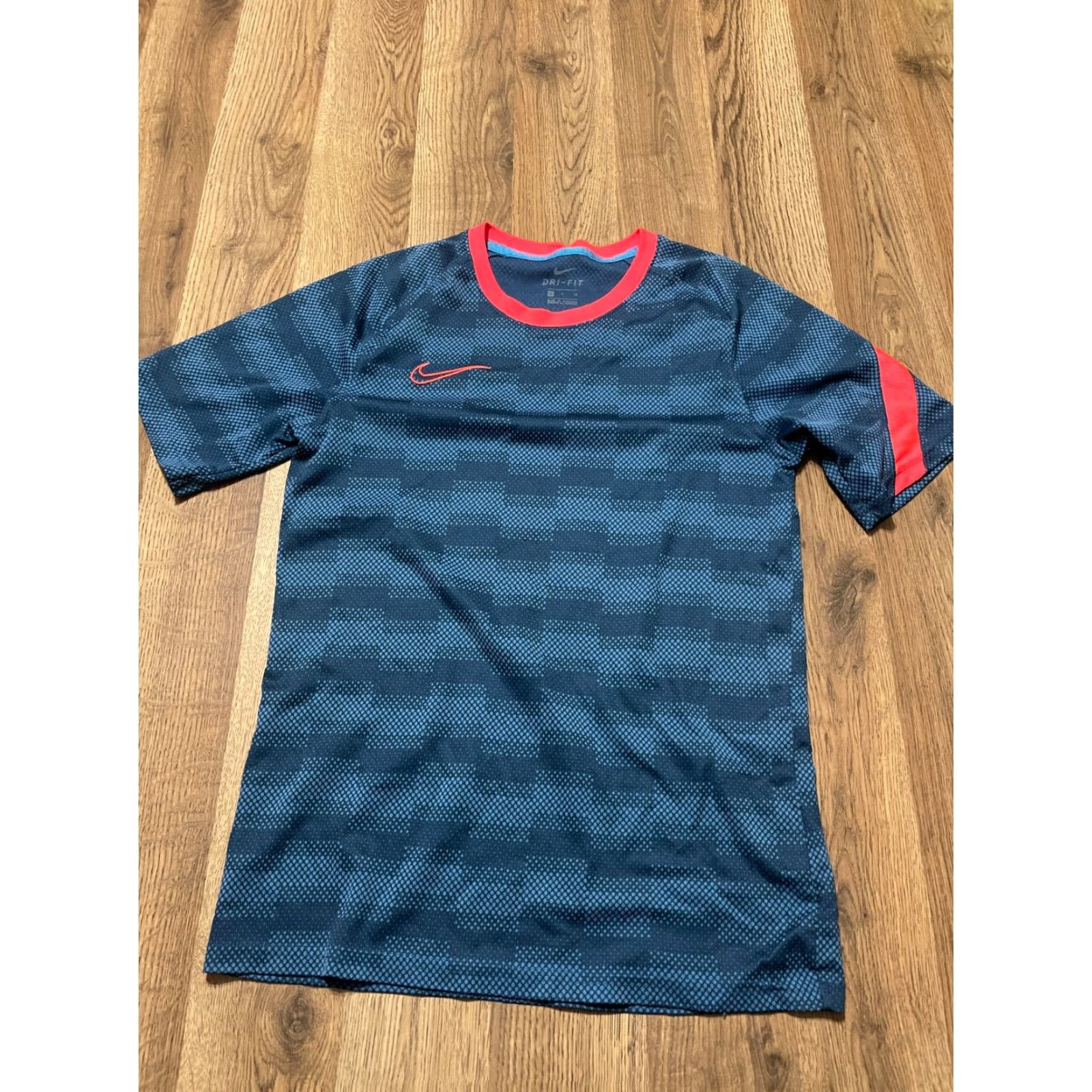 Nike **Nike Dri-FIT Blue Men's T-Shirt Size Small** User: **Nike Dri-FIT Blue Men's Short Sleeve T-Shirt Size Small** Size US S / EU 44-46 / 1 - 2 Thumbnail
