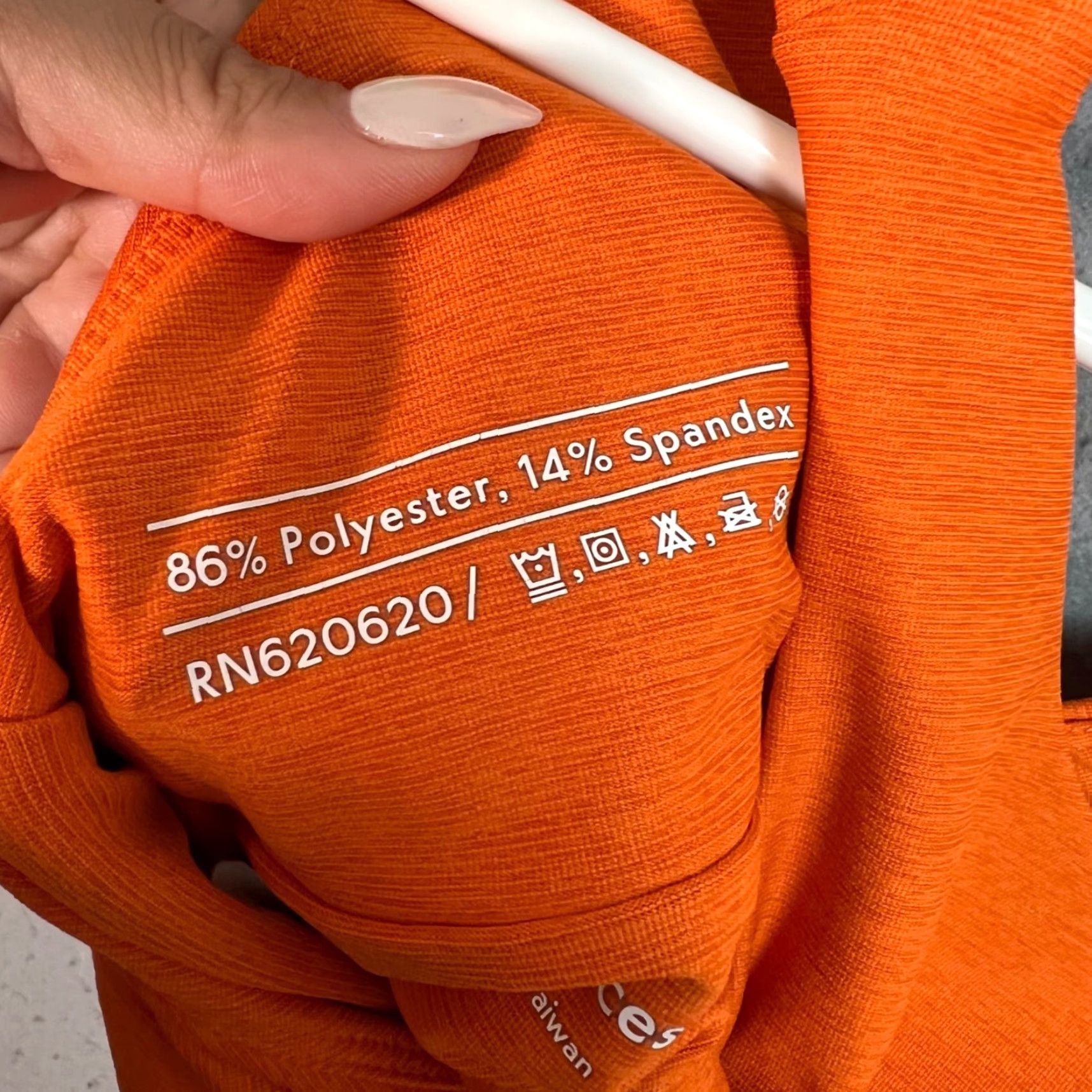 Outdoor Voices Outdoor Voices Tank Top Womens Size Small Orange Athletic Cropped Racerback Sleeveless Yoga Activewear Summer Spring Shirts Womens Size S / US 4 / IT 40 - 4 Thumbnail