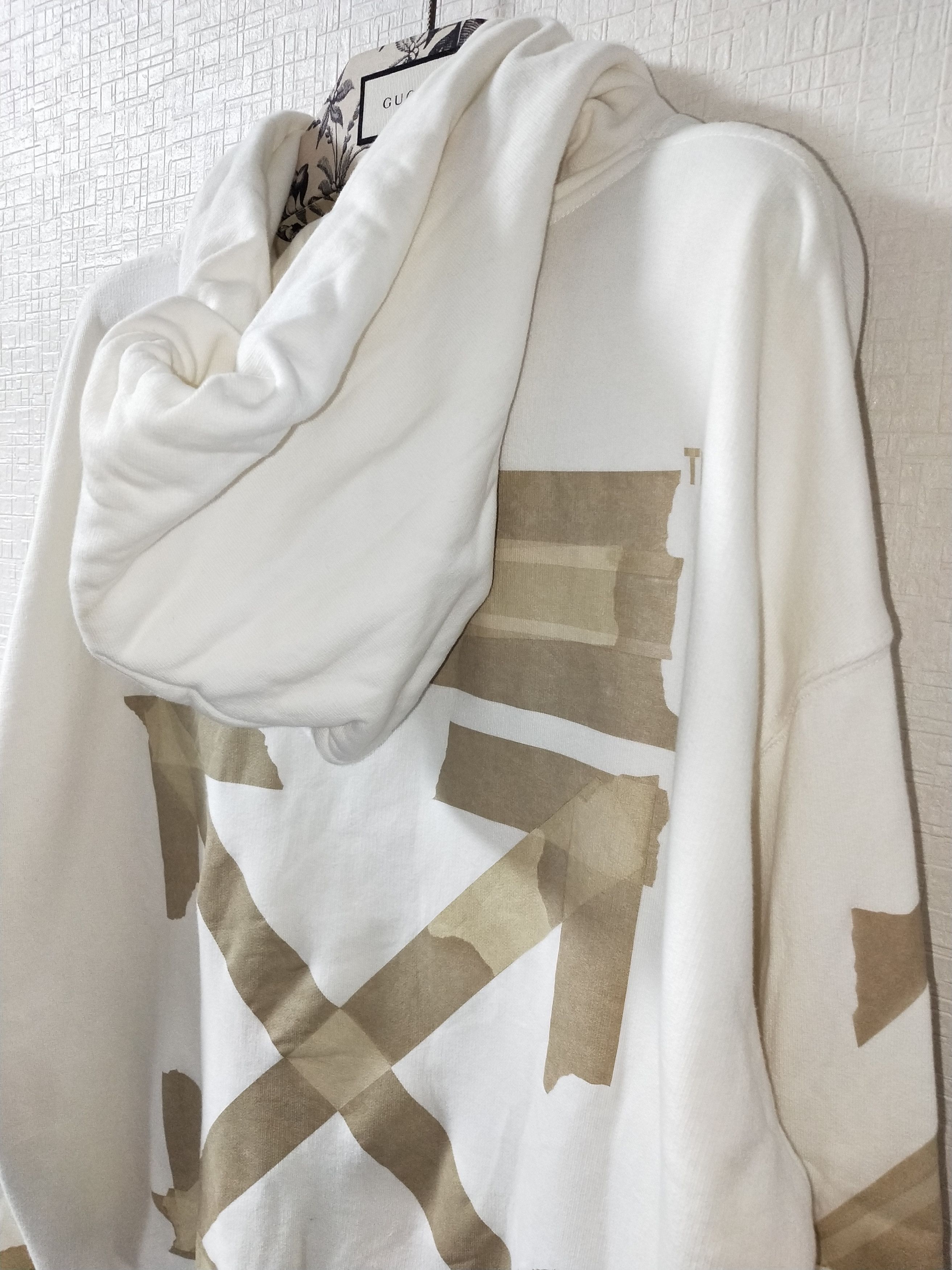 Off-White Gold Tape Arrow Hoodoe Size US M / EU 48-50 / 2 - 3 Thumbnail