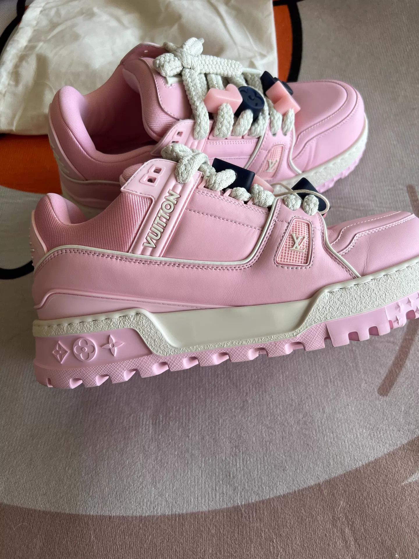 Louis Vuitton Louis Vuitton sneakers US 7 Size US 7 / IT 37 - 4 Thumbnail
