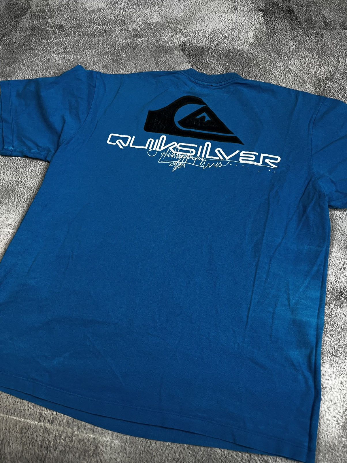 Quiksilver Rare!! Vintage 00's QUIKSILVER Logo Graphic Faded Tee Shirt Size US M / EU 48-50 / 2 - 3 Thumbnail