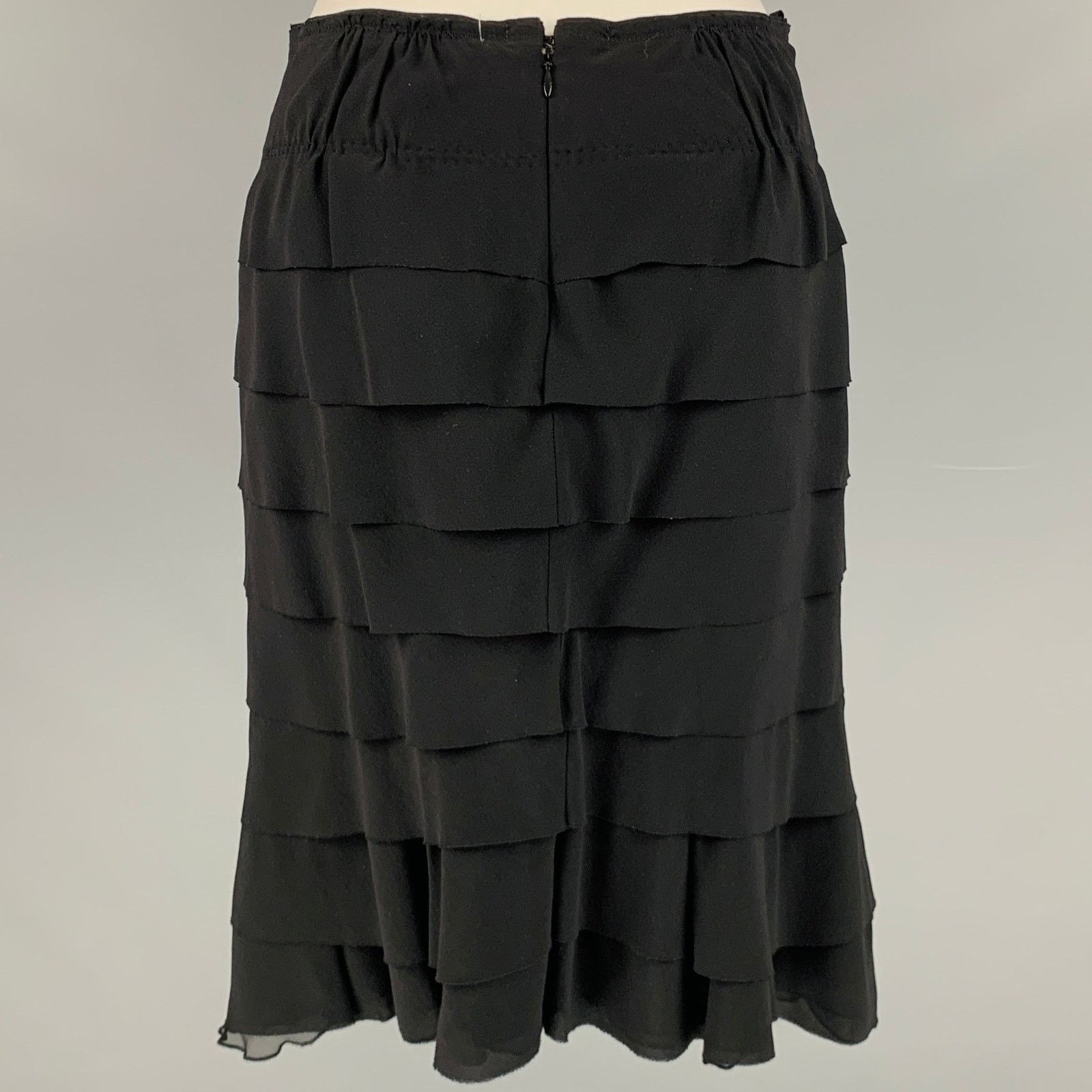 Nina Ricci NINA RICCI Size 6 Black Silk Pencil Skirt Size 28" / US 6 / IT 42 - 2 Thumbnail