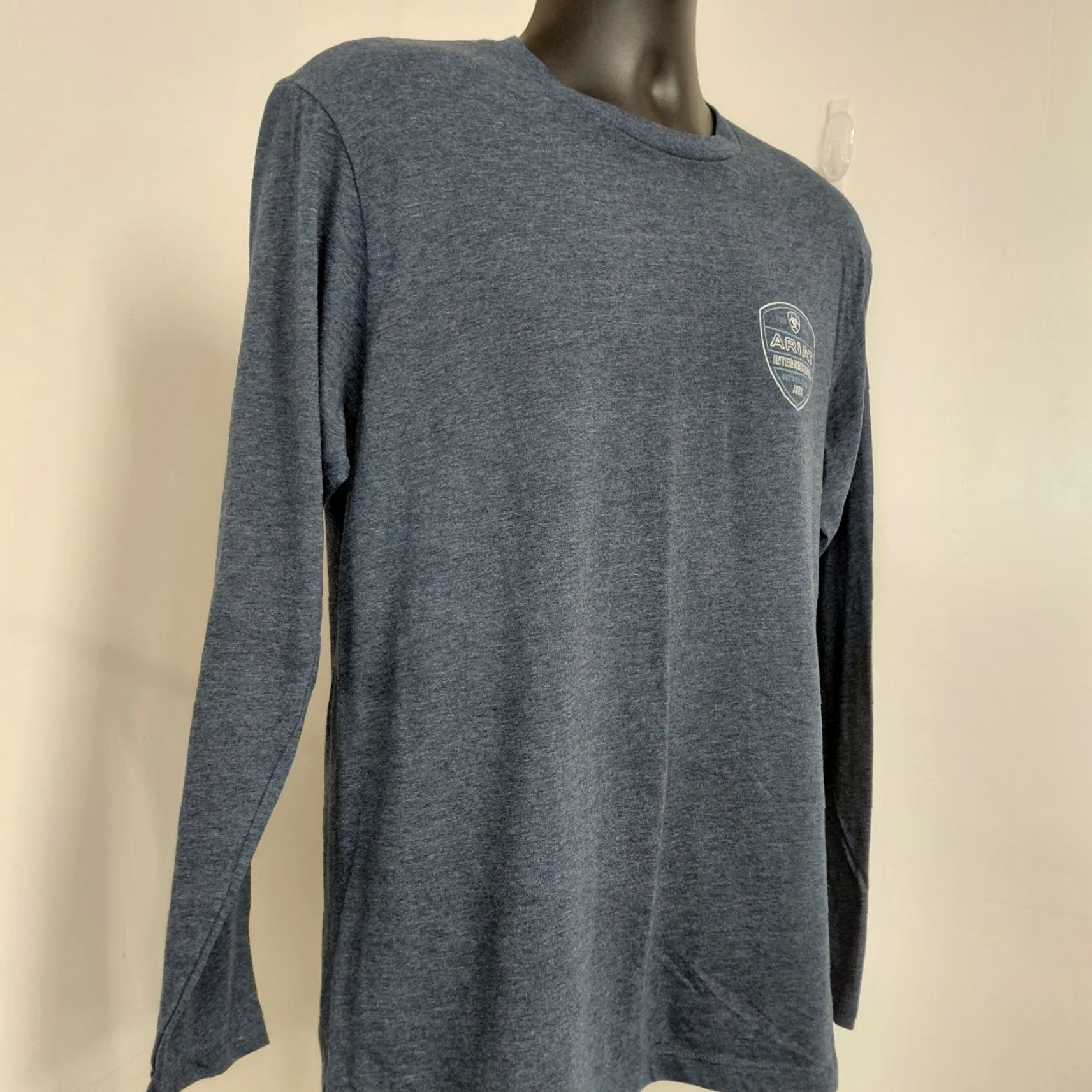 Ariat Ariat Shirt Mens Size Medium Heather Gray Crestline Long Sleeve Crewneck Cowboy Pro Series Rio Free! Size US M / EU 48-50 / 2 - 3 Thumbnail