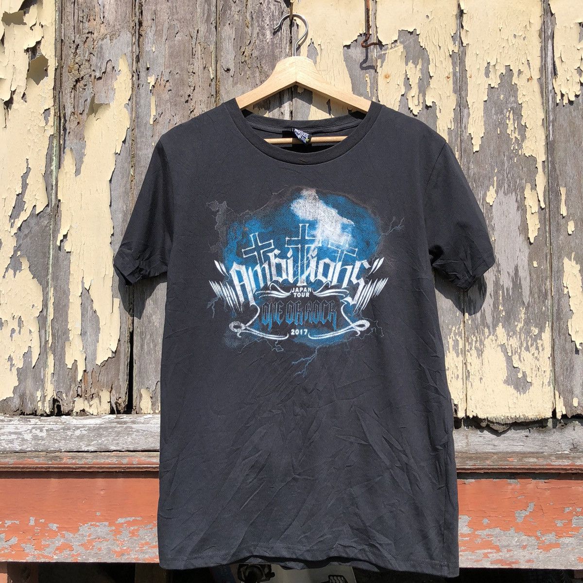 Band Tees Vintage y2k Ambitions Japan Tour 2017 Tshirt Size US M / EU 48-50 / 2 - 1 Thumbnail