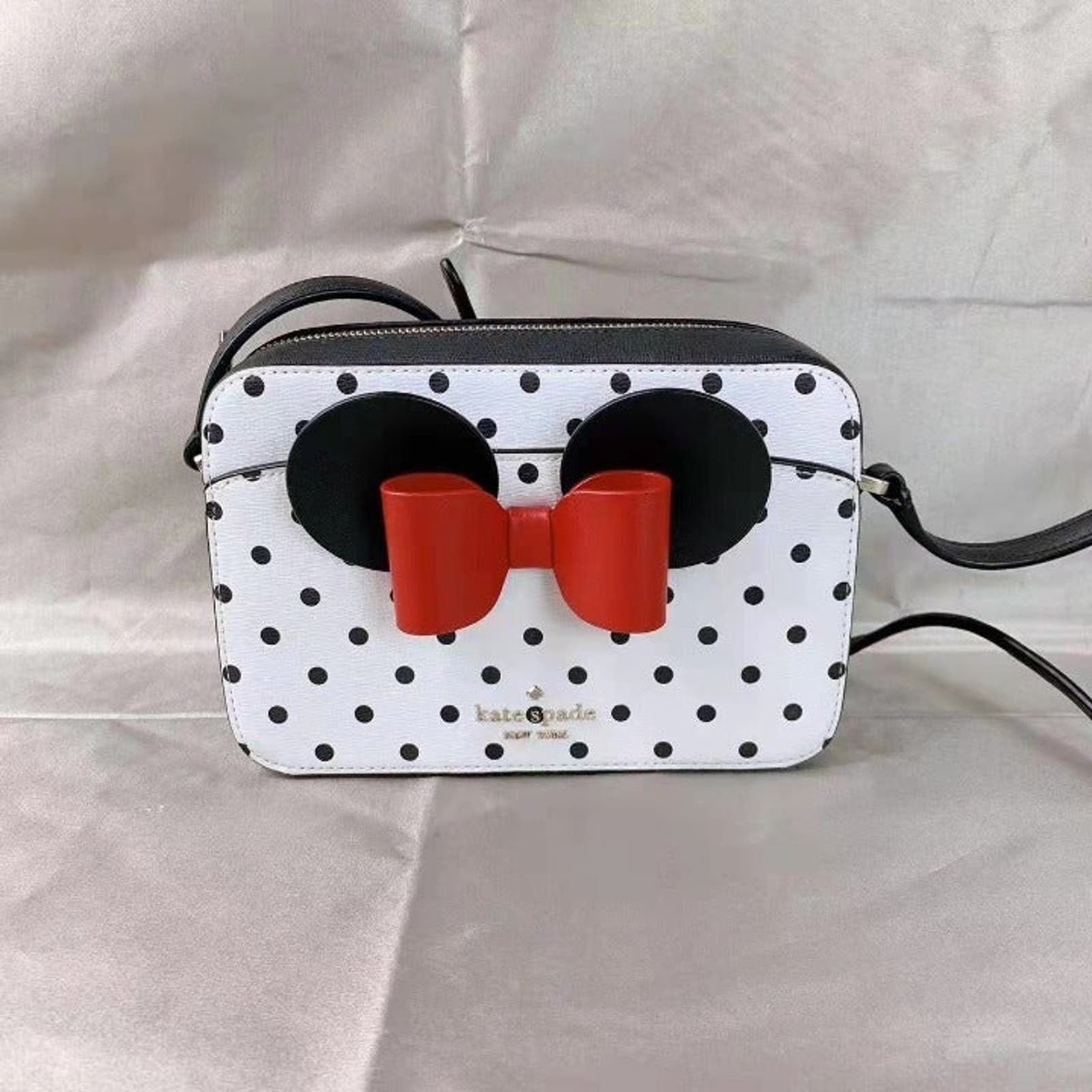 image of Kate Spade K4760 Disney X Ny Minnie Mouse Camera Bag White, Women's