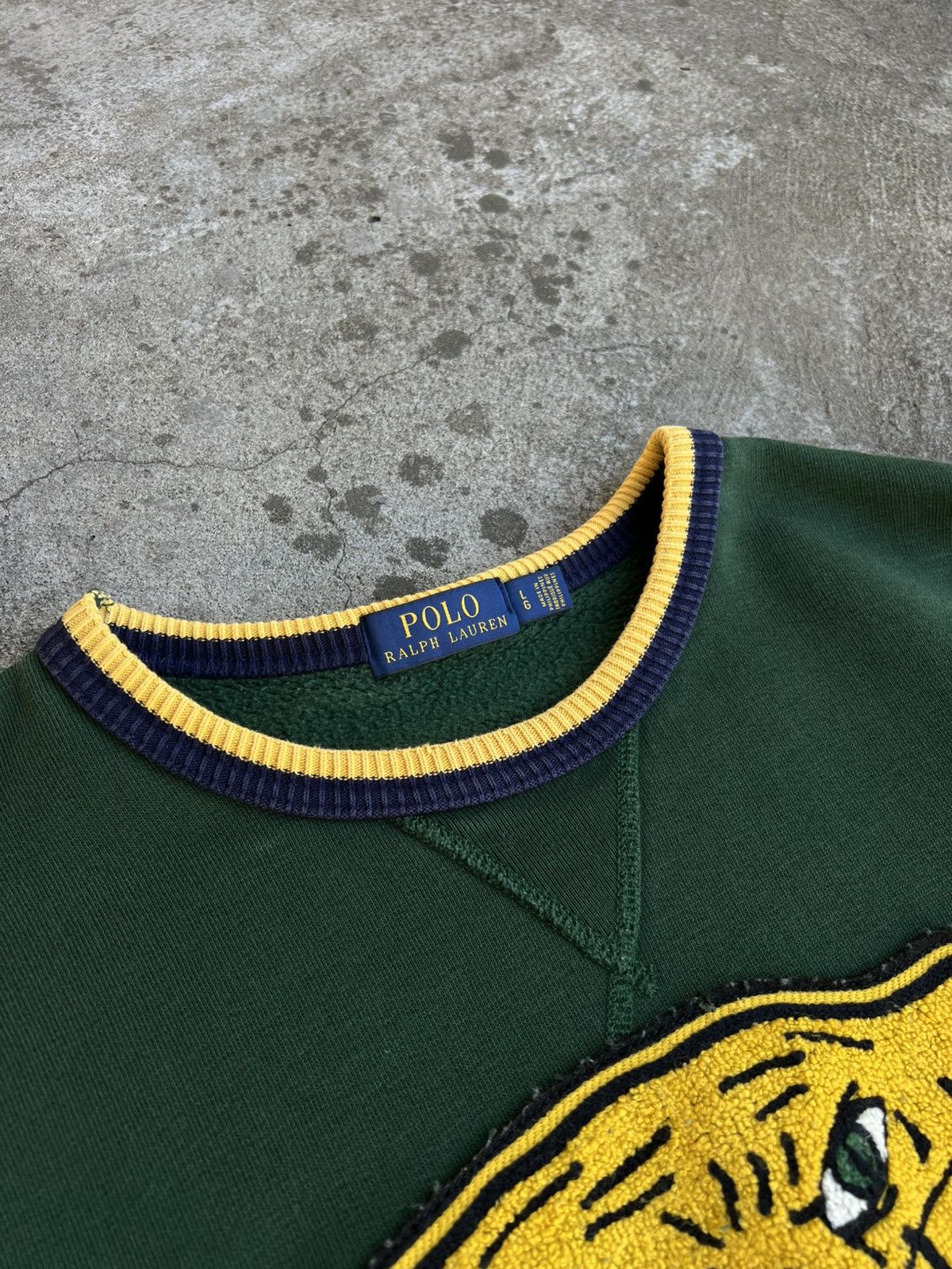Polo Ralph Lauren Polo Ralph Lauren Tiger head Sweatshirt Y2k University USA Size US L / EU 52-54 / 3 - 5 Thumbnail
