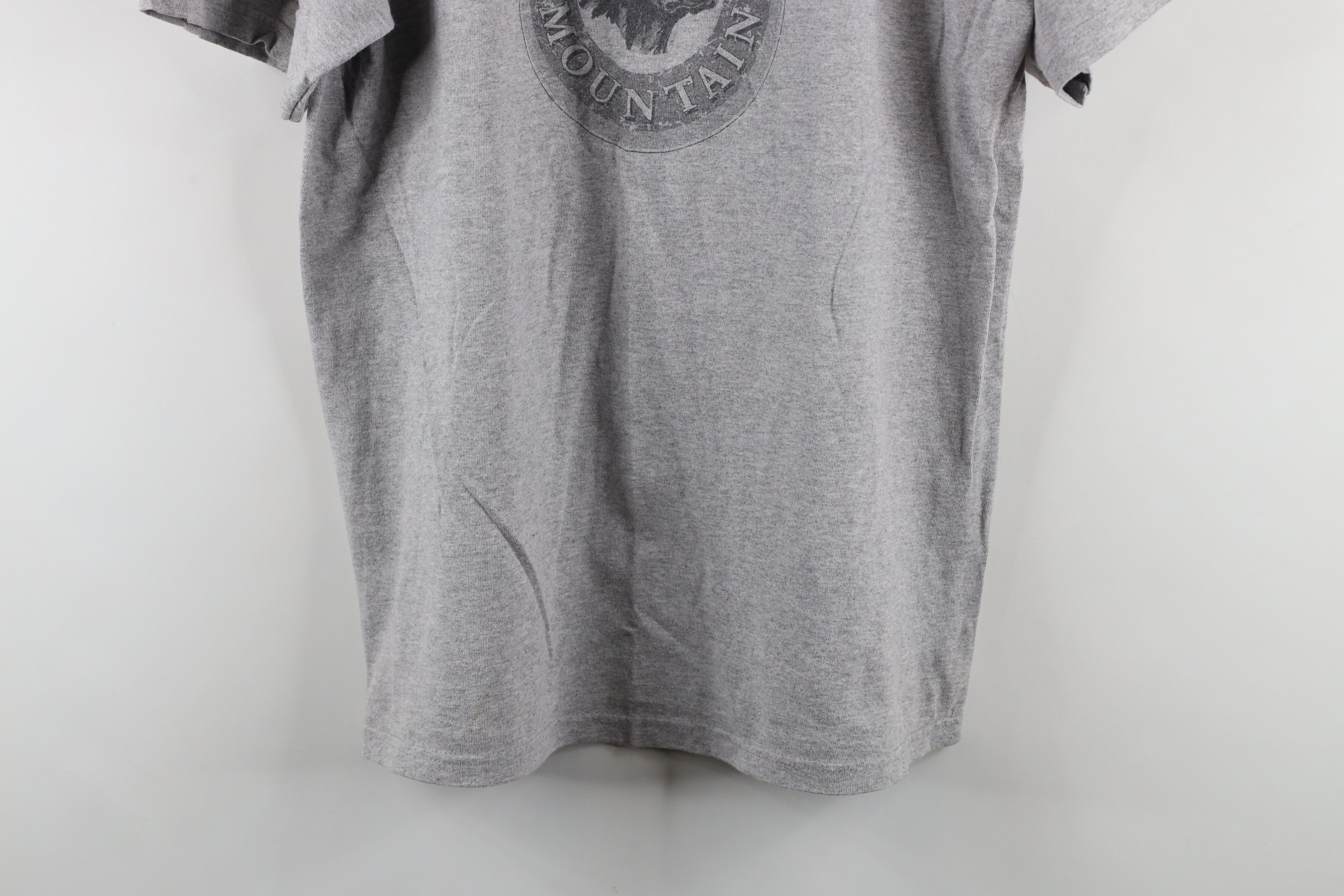 Vintage Vintage 90s Streetwear Spell Out Dog Gander Mountain T-Shirt Size US M / EU 48-50 / 2 - 3 Thumbnail