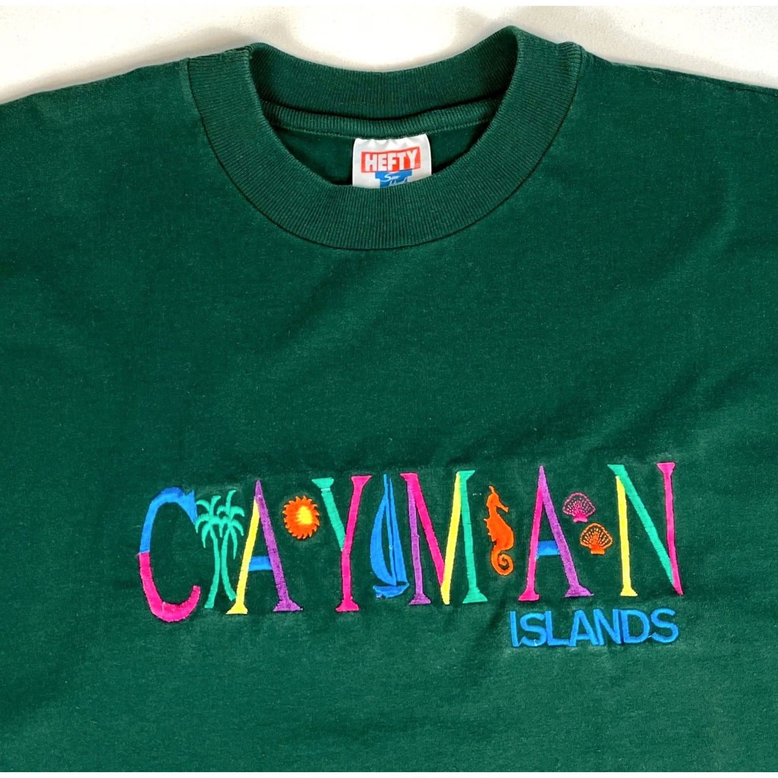 Vintage VINTAGE Cayman Islands T-Shirt Embroidered XL Adult Unisex 90s Beach Green Nike Size US XL / EU 56 / 4 - 4 Thumbnail