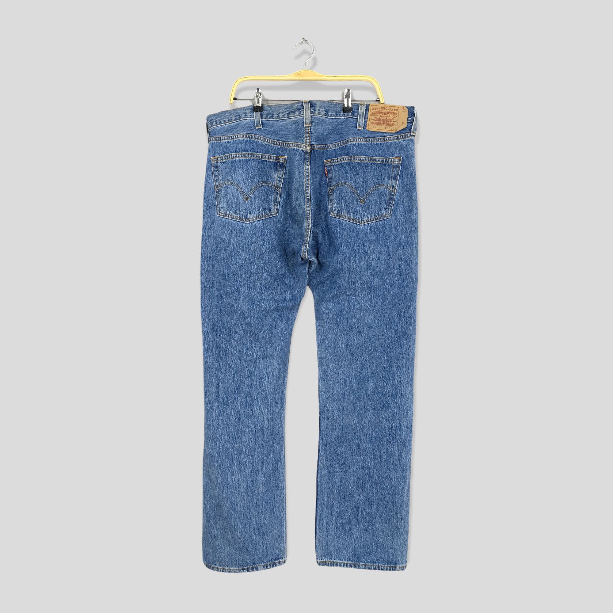 Jean × Levi's × Vintage Size 40x32.5 Vintage Levi's 501 Faded Blue Jeans Size US 40 / EU 56 - 13 Thumbnail
