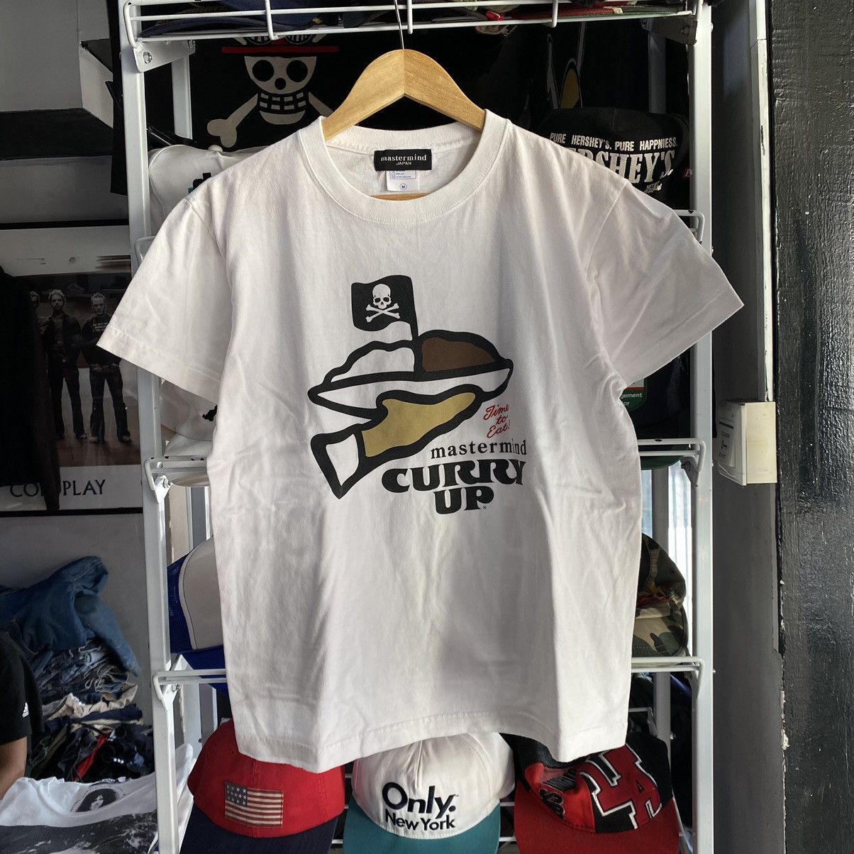 image of Mastermind Japan Master Mind Curry Up Time To Eat in White, Men's (Size Small)