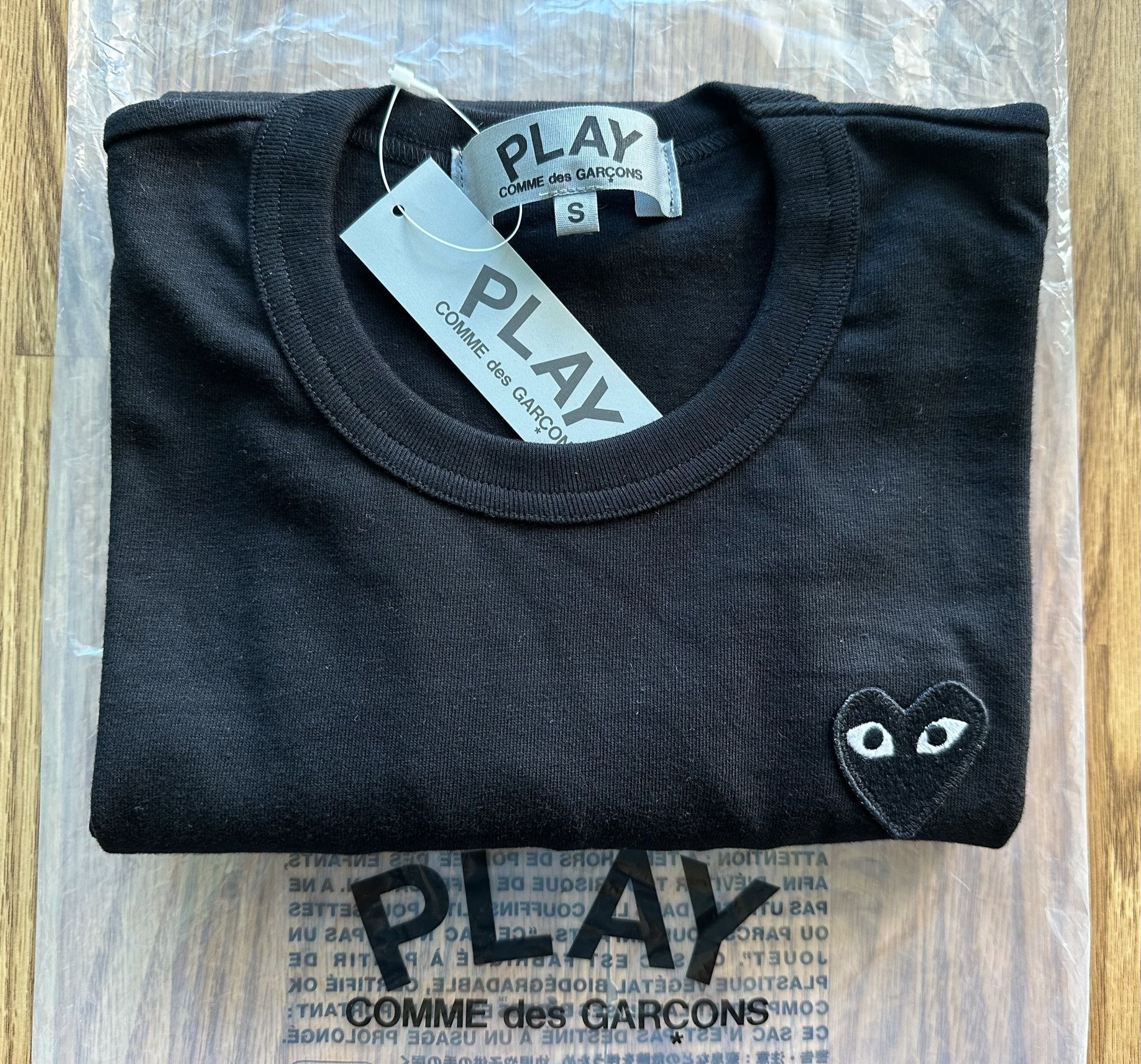 Comme des Garcons PLAY Graphic Heart Long-Sleeve Tee Size US S / EU 44-46 / 1 - 1 Thumbnail