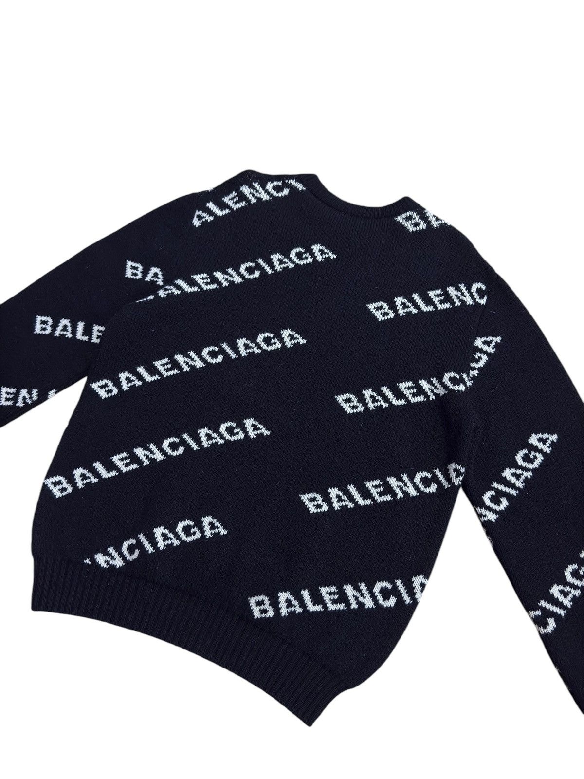 Balenciaga Balenciaga All-Over Logo Wool Knitted Sweater Size US M / EU 48-50 / 2 - 5 Thumbnail