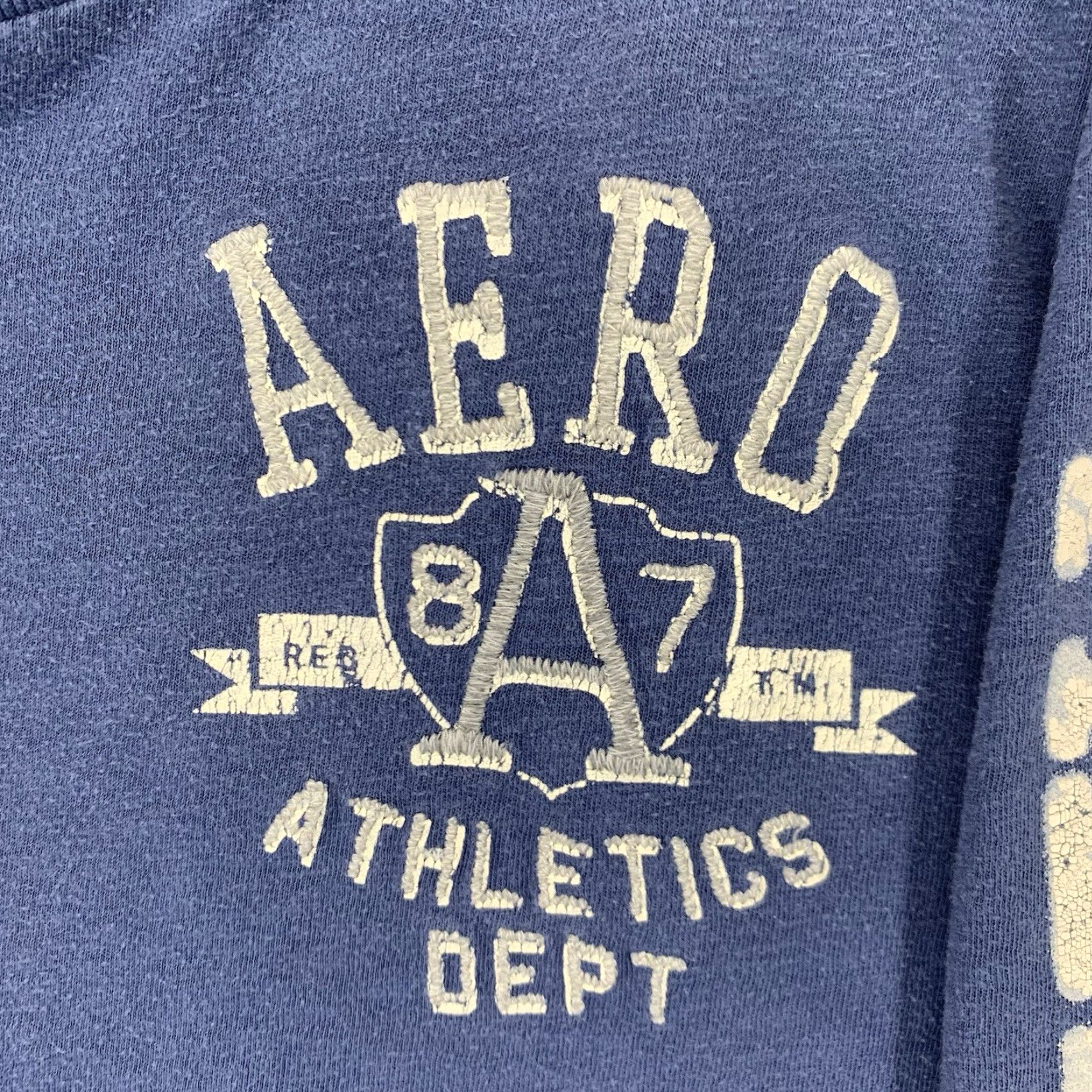 Vintage VINTAGE Aéropostale T-Shirt Mens L Blue Long Sleeve Distressed Graphic Print Ivy Adventure Time 90s Preppy Heavyweight Cotton Knit Embroidered Logo Size US L / EU 52-54 / 3 - 3 Thumbnail