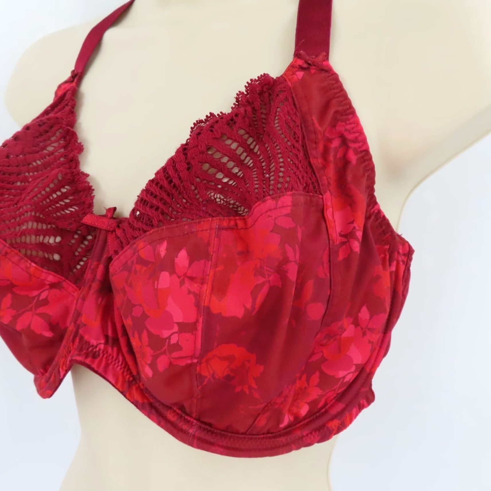 Vintage Panache 40F Arianna Underwire Red Floral Bra User: Panache 40F Arianna Underwire Red Floral Bra Size ONE SIZE - 4 Thumbnail