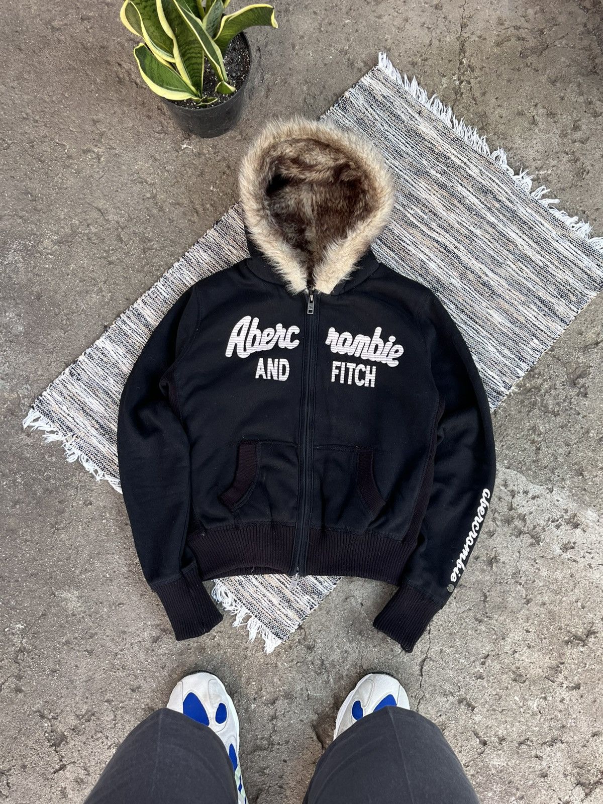 Abercrombie & Fitch Abercrombie full fur hood Y2K big logo heavy
