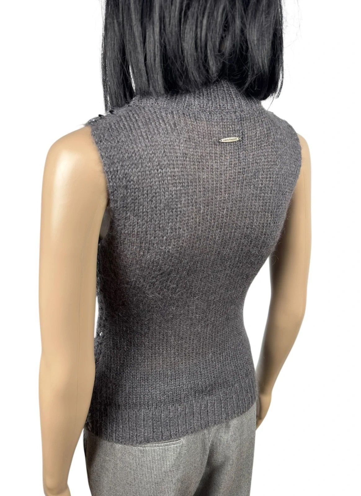 Laura Biagiotti Laura Biagiotti Mohair Vest Emblished size US2 IT38 Size XS / US 0-2 / IT 36-38 - 6 Thumbnail
