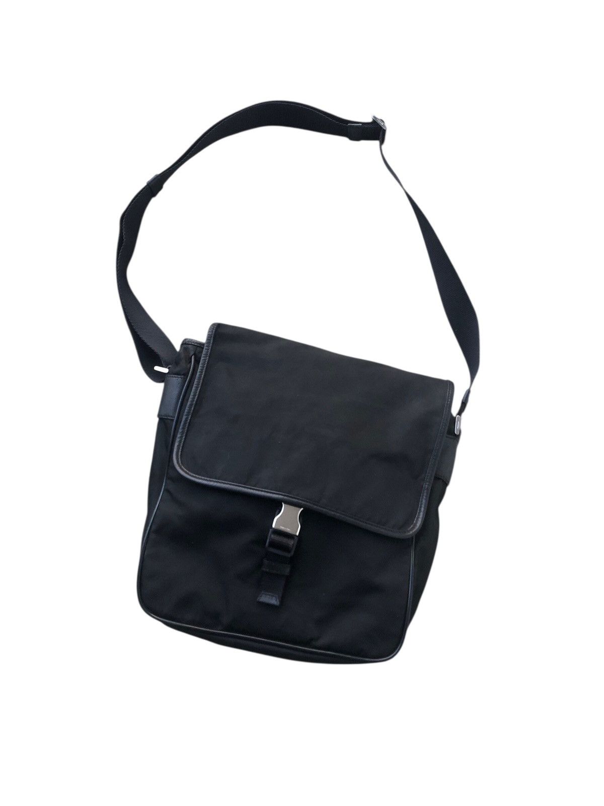 Prada 💯Authentic PRADA Tessuto Nylon Messenger Crossbody Bag Black Size ONE SIZE - 1 Thumbnail