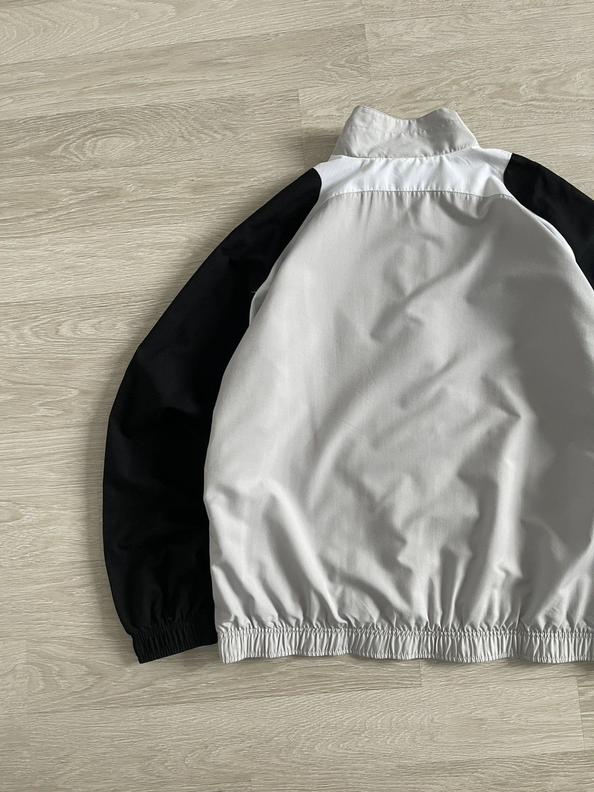 Nike Vtg Nike 00s Y2k Nylon Retro Windbreaker Zip Track Jacket Size US XL / EU 56 / 4 - 8 Thumbnail