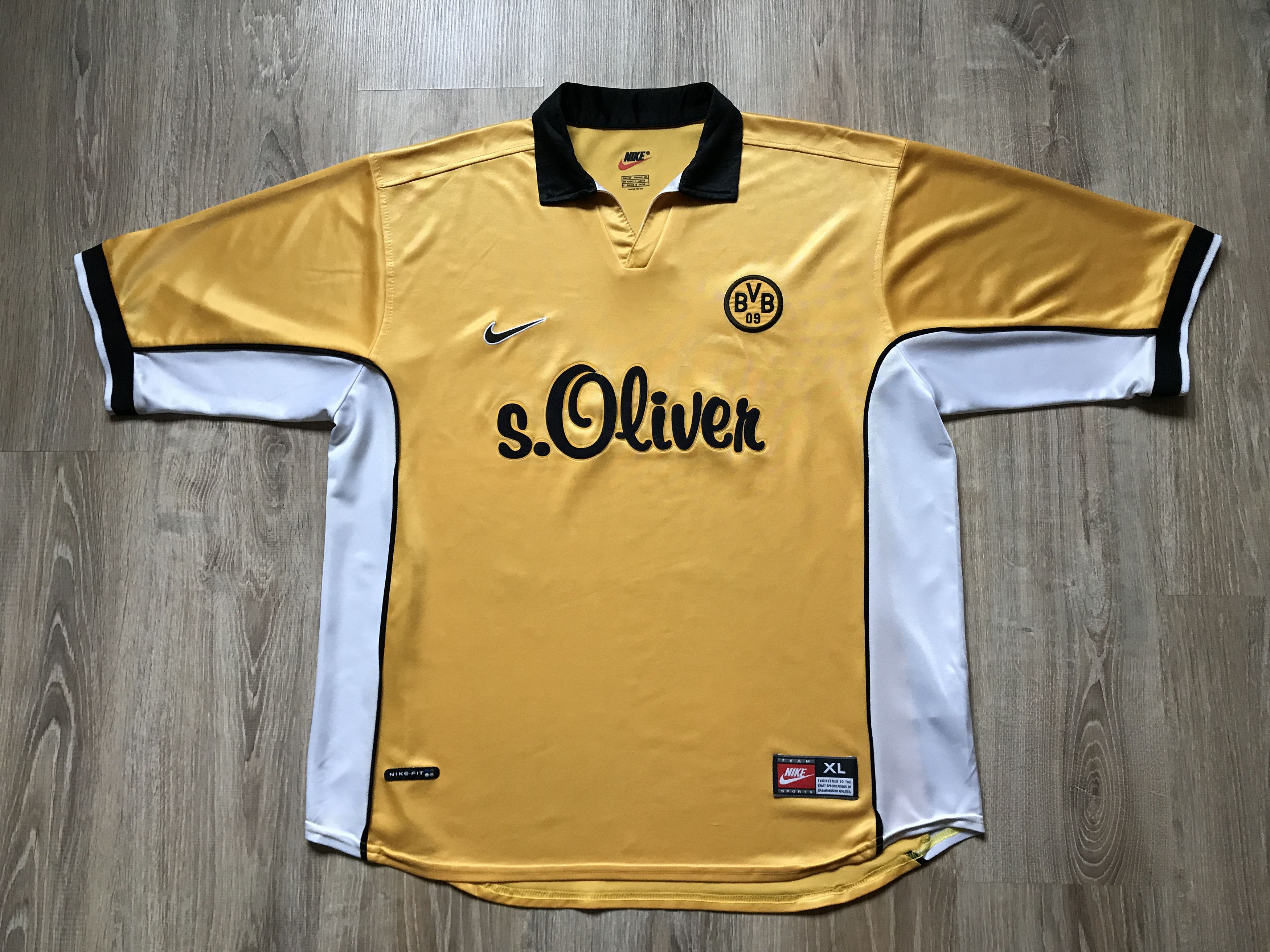 Maillot ROSICKY #10 – Borussia Dortmund Domicile/Exterieur 2005/2006 – Homme (Neuf Sans étiquette)