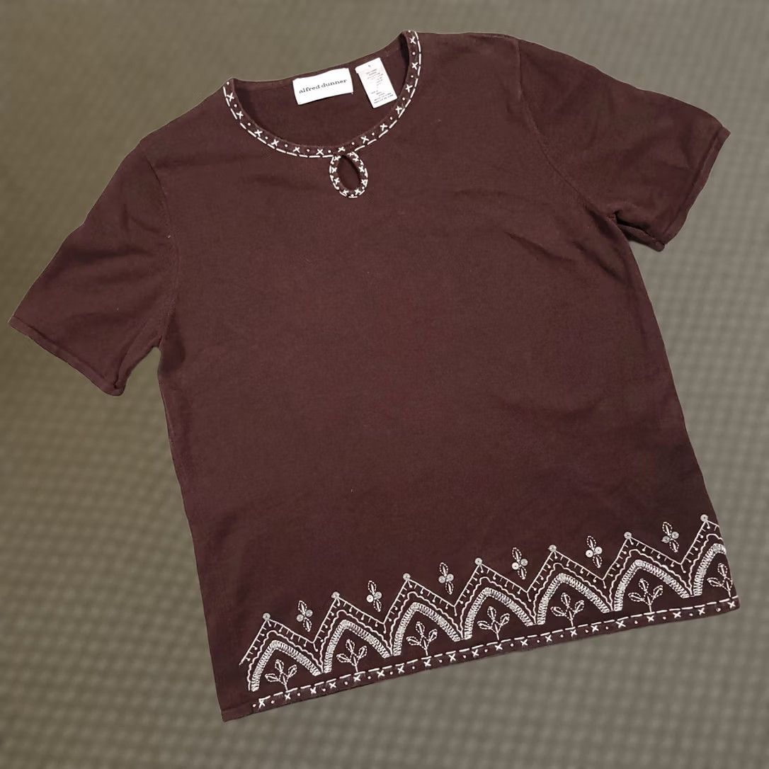 Vintage Alfred Dunner Shirt Women's Small Brown Stretch Short Sleeve Knit Embroidered Size S / US 4 / IT 40 - 1 Thumbnail