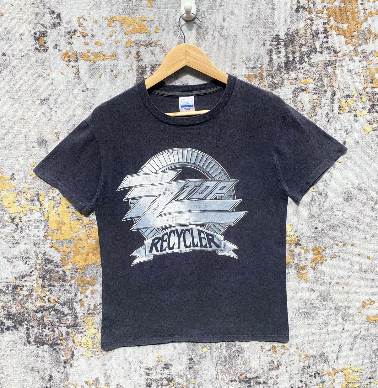 Band Tees × Vintage Vintage ZZ Top Recycler World Tour 1990 Shirt Distressed Size US S / EU 44-46 / 1 - 1 Thumbnail